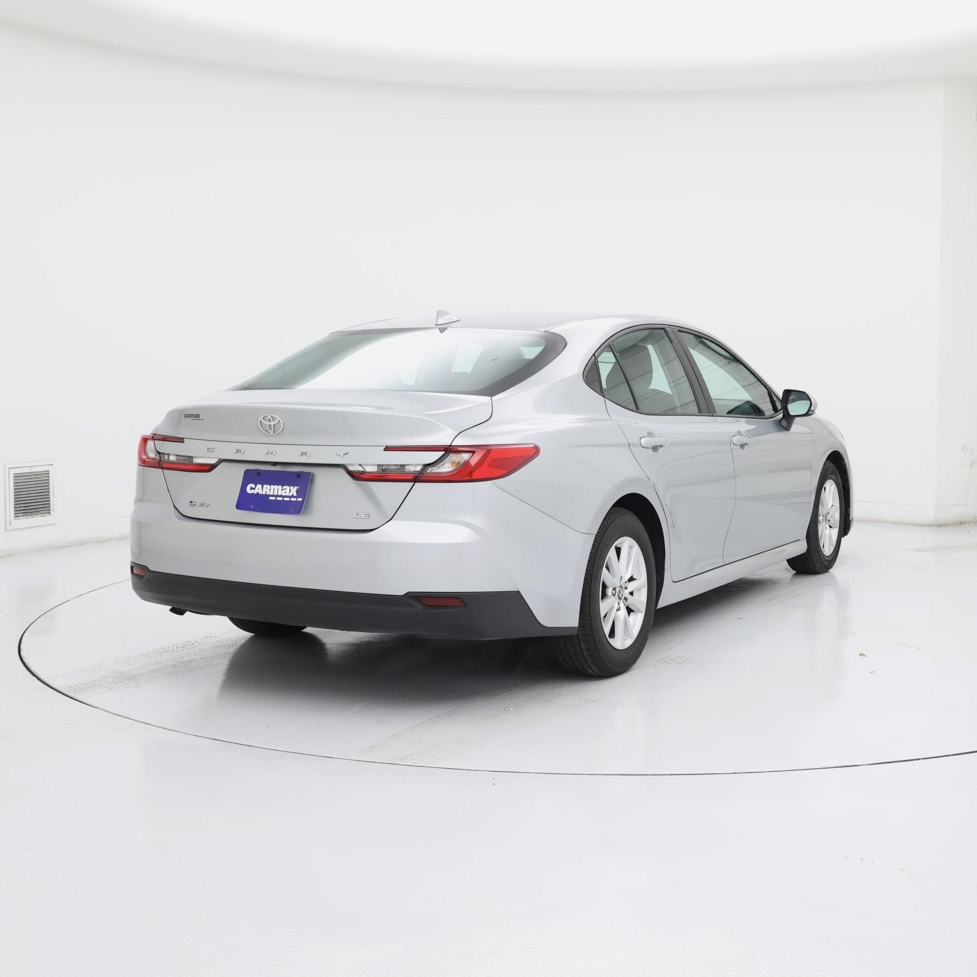 Thumbnail: 2025 Toyota Camry - 8