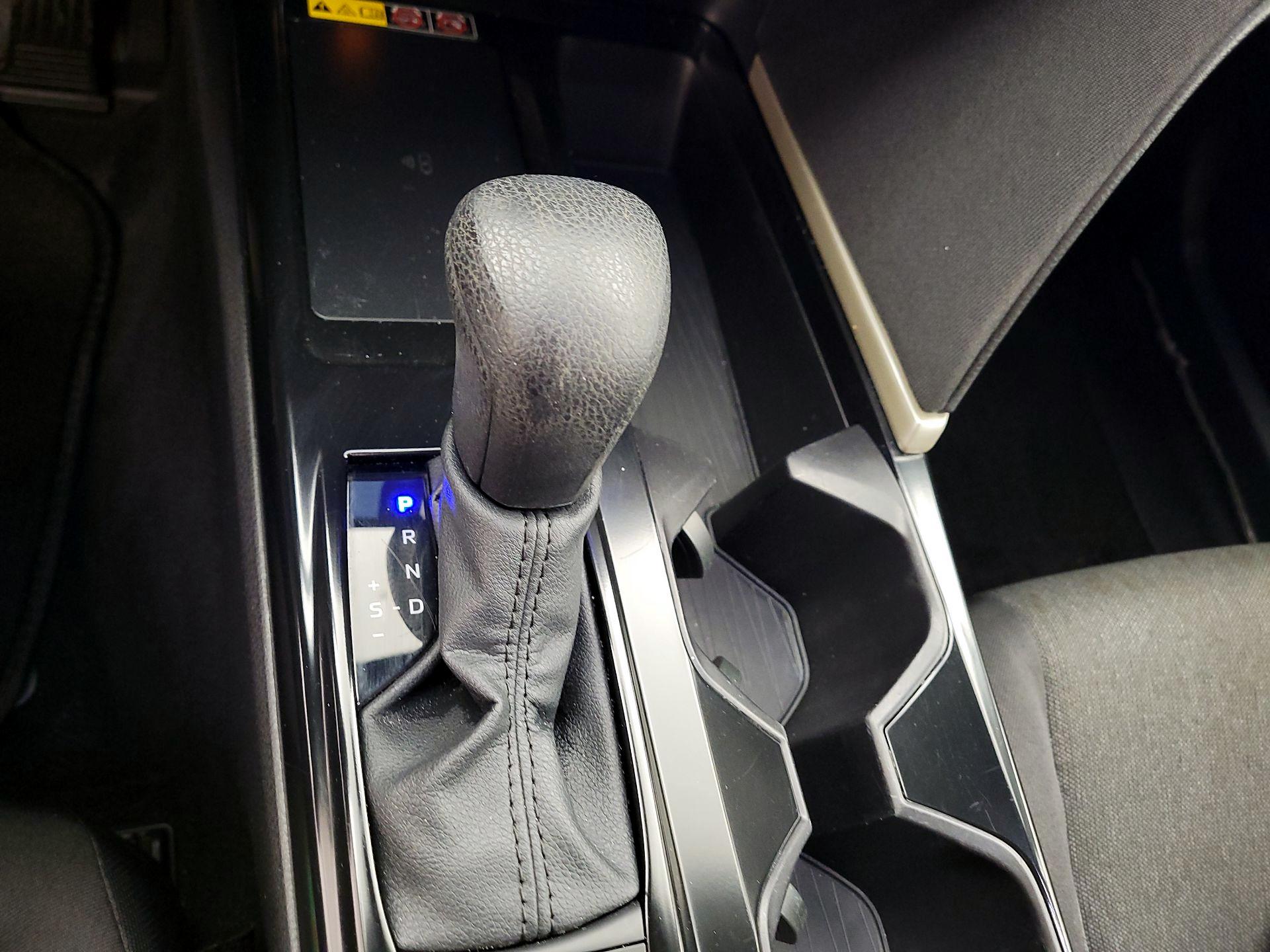 Thumbnail: 2025 Toyota Camry - 17