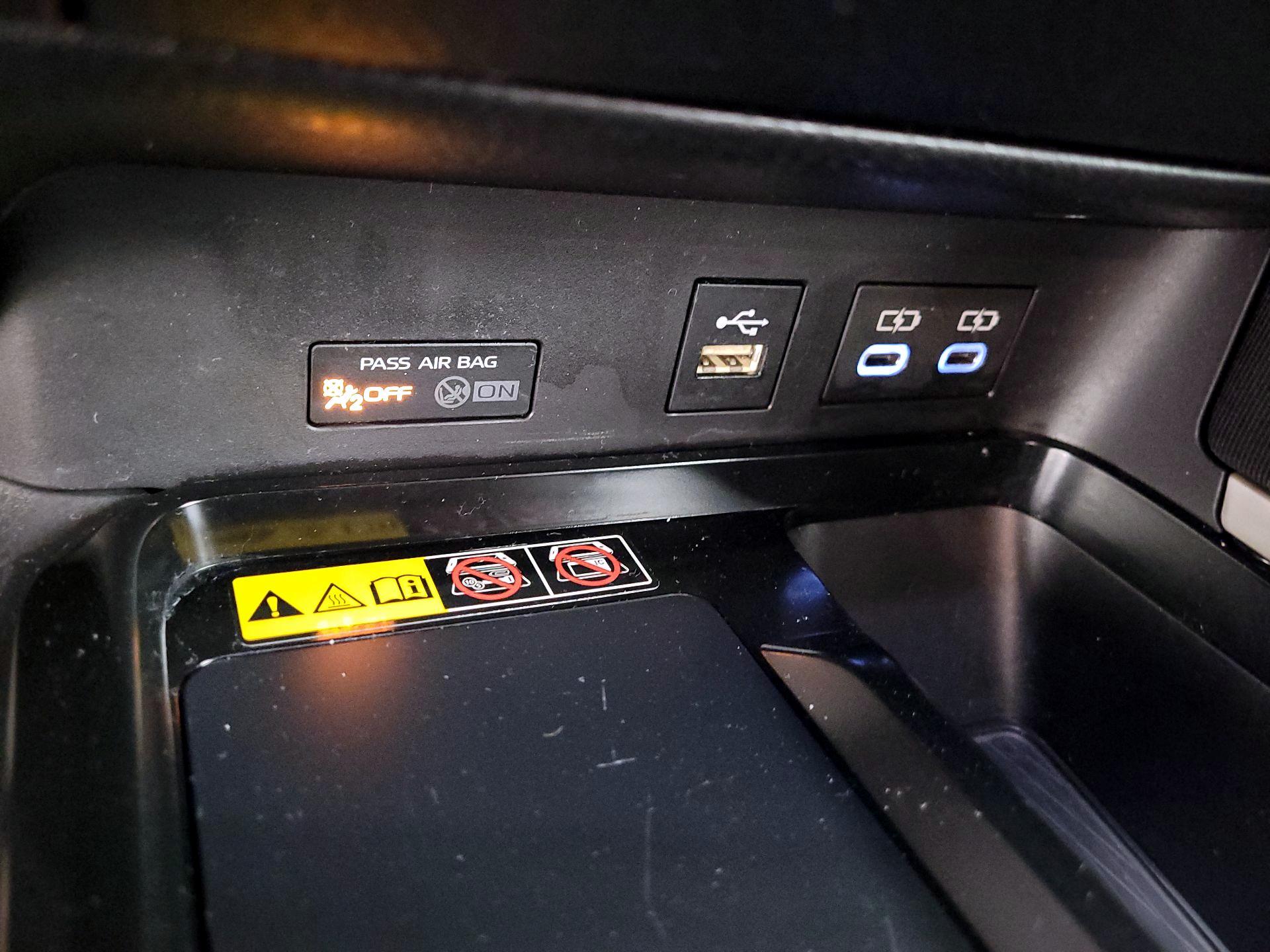 Thumbnail: 2025 Toyota Camry - 18