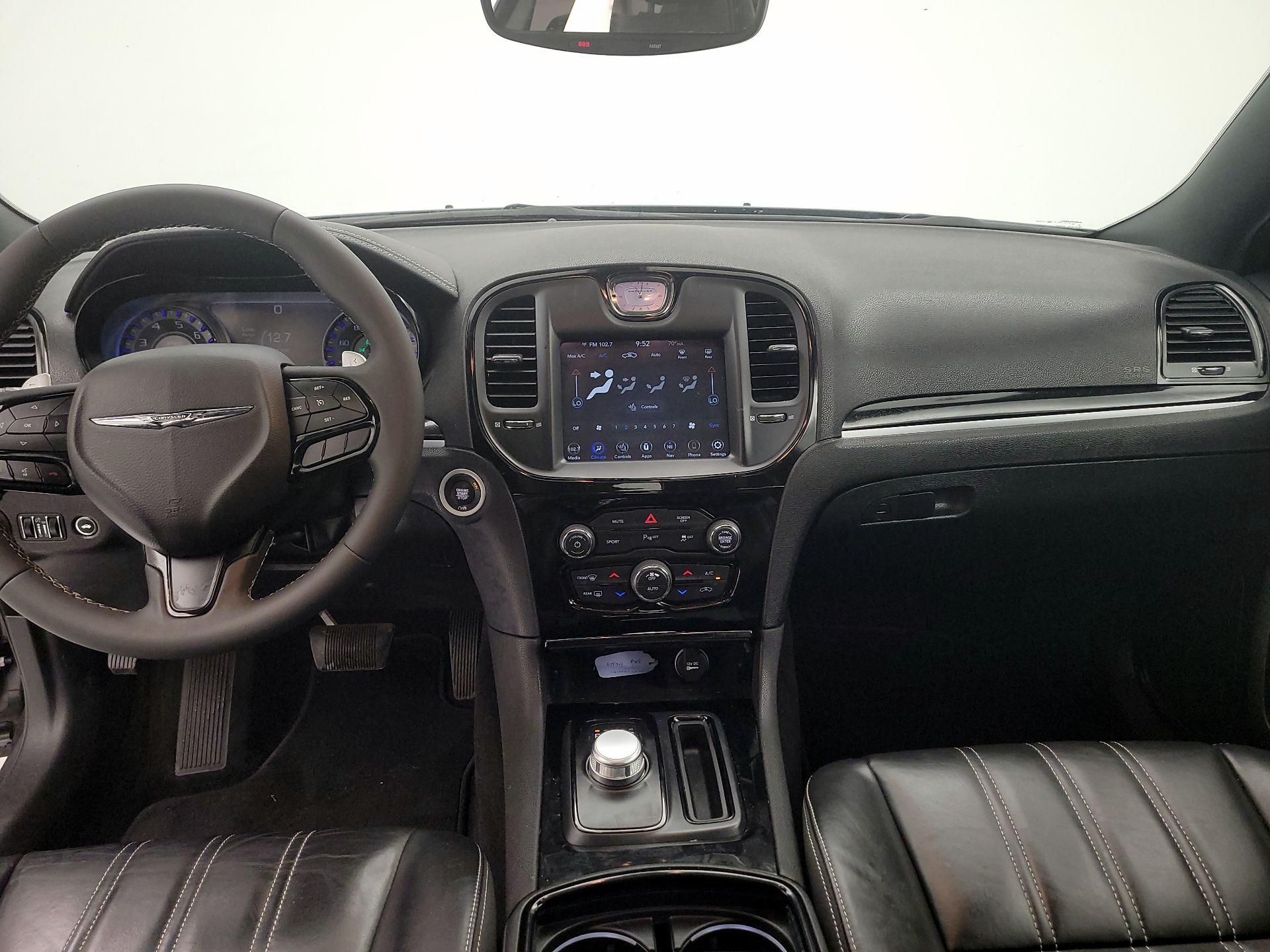 Thumbnail: 2023 Chrysler 300 - 9