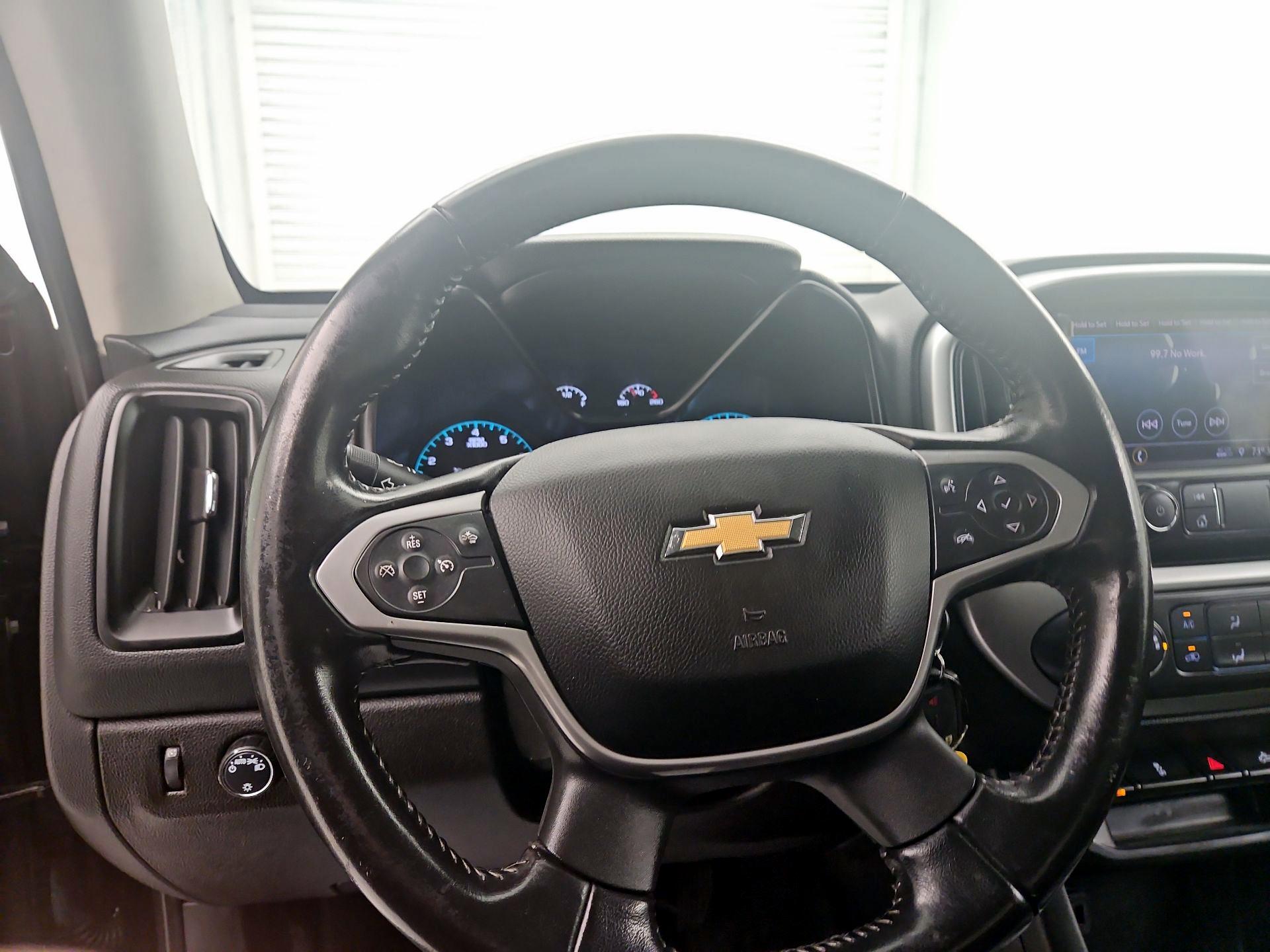 Thumbnail: 2022 Chevrolet Colorado - 10