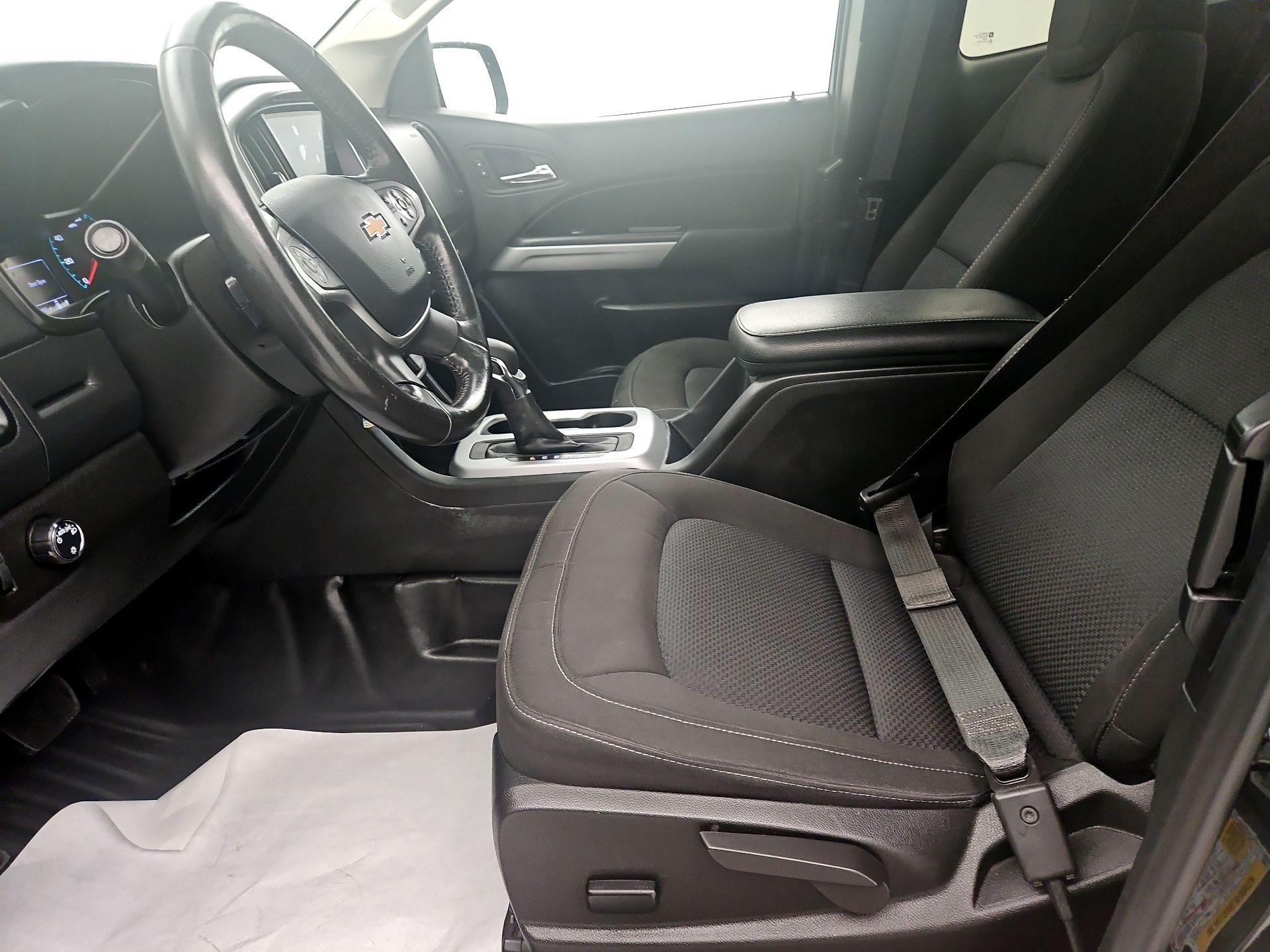 Thumbnail: 2022 Chevrolet Colorado - 11