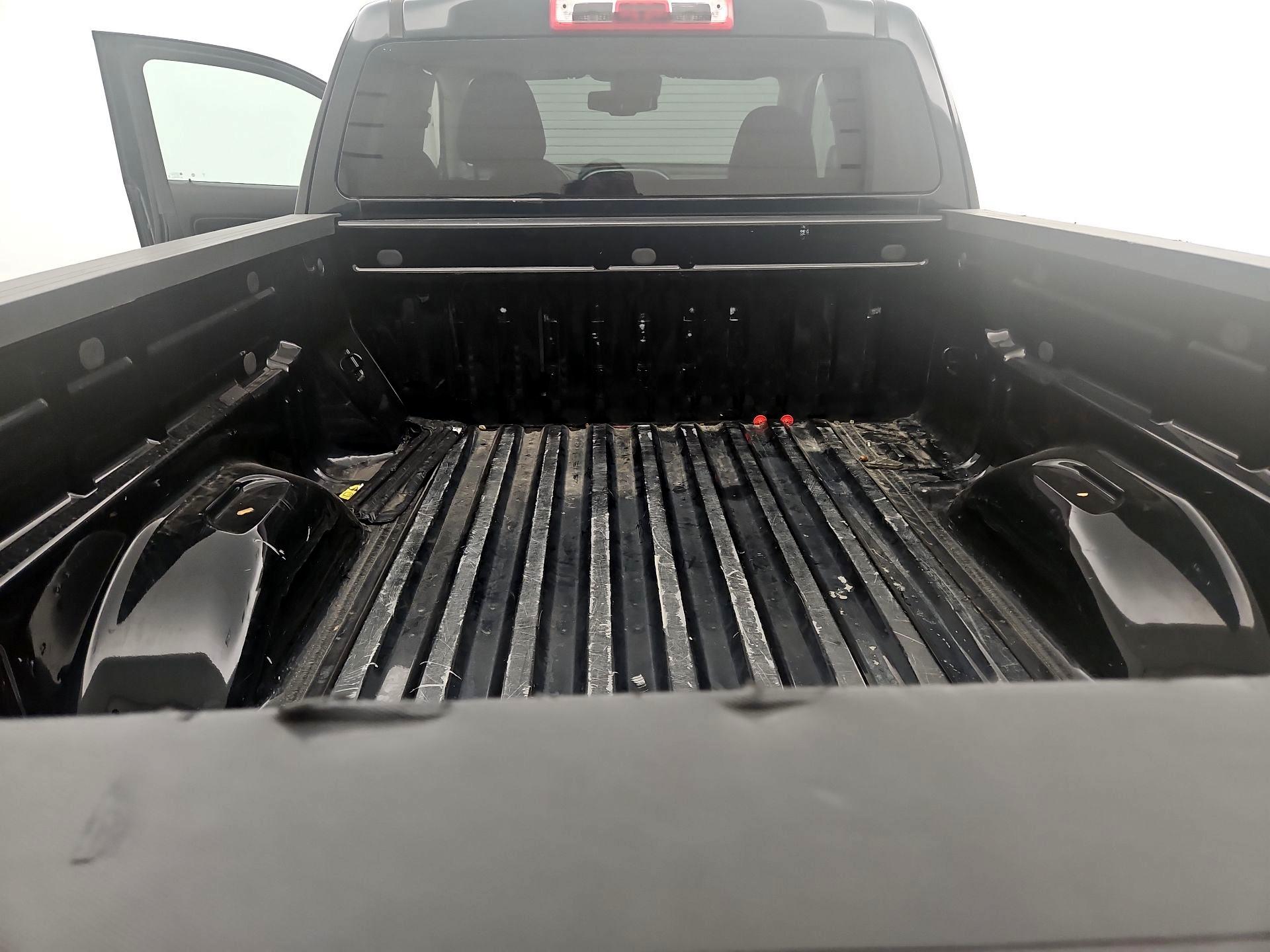 Thumbnail: 2022 Chevrolet Colorado - 20