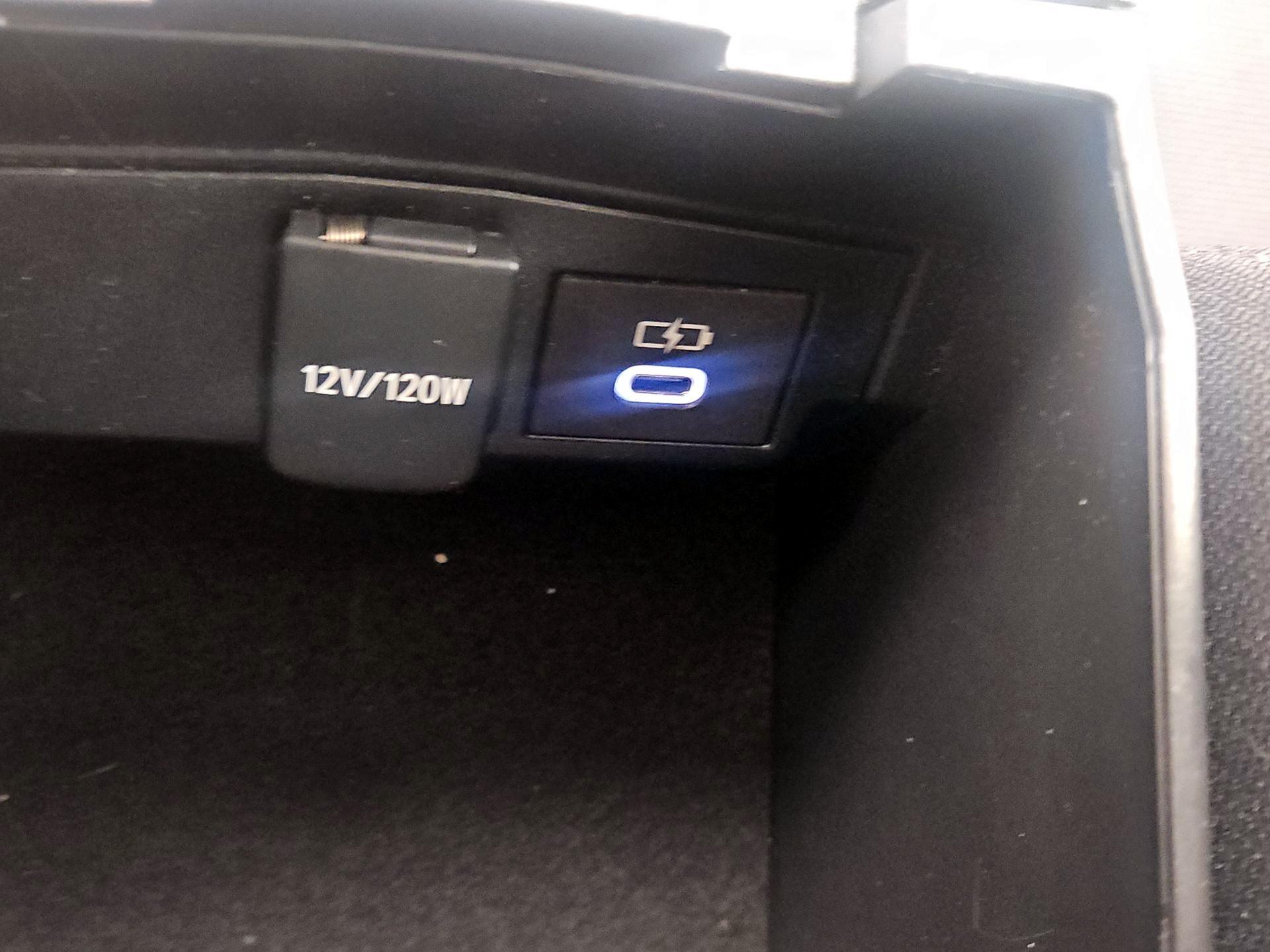 Thumbnail: 2024 Toyota Corolla - 18