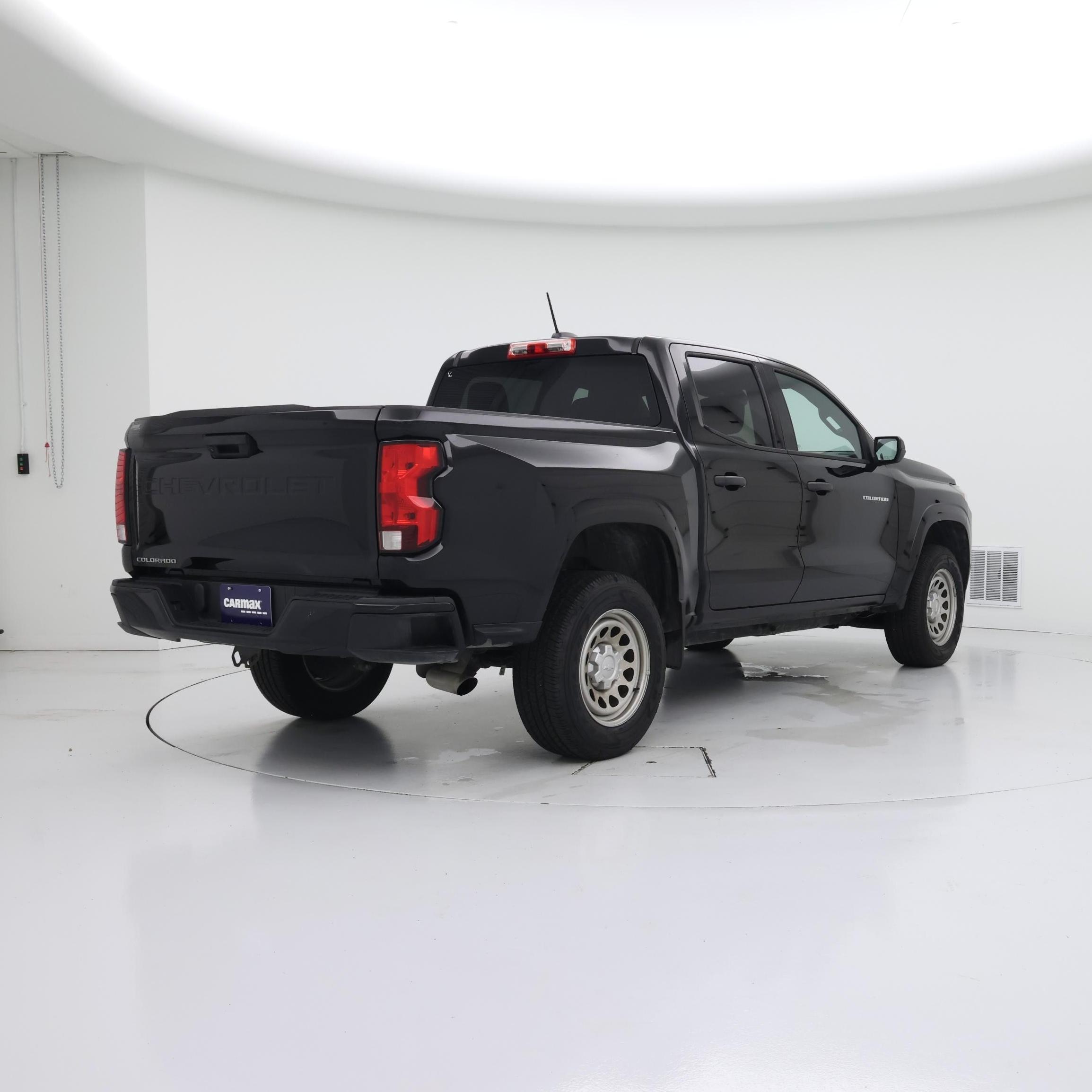 Thumbnail: 2023 Chevrolet Colorado - 8