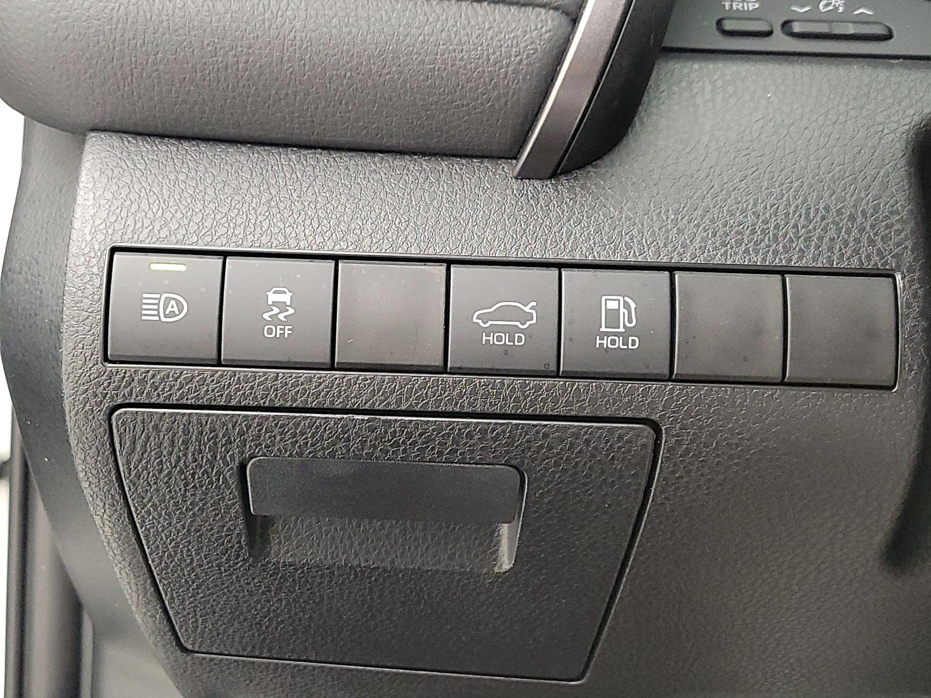 Thumbnail: 2024 Toyota Camry - 13