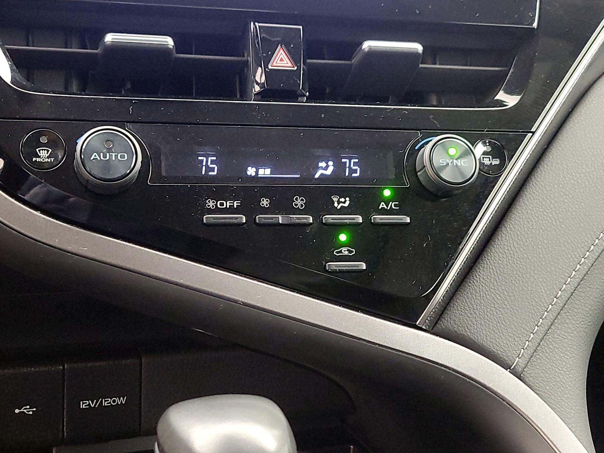 Thumbnail: 2024 Toyota Camry - 16