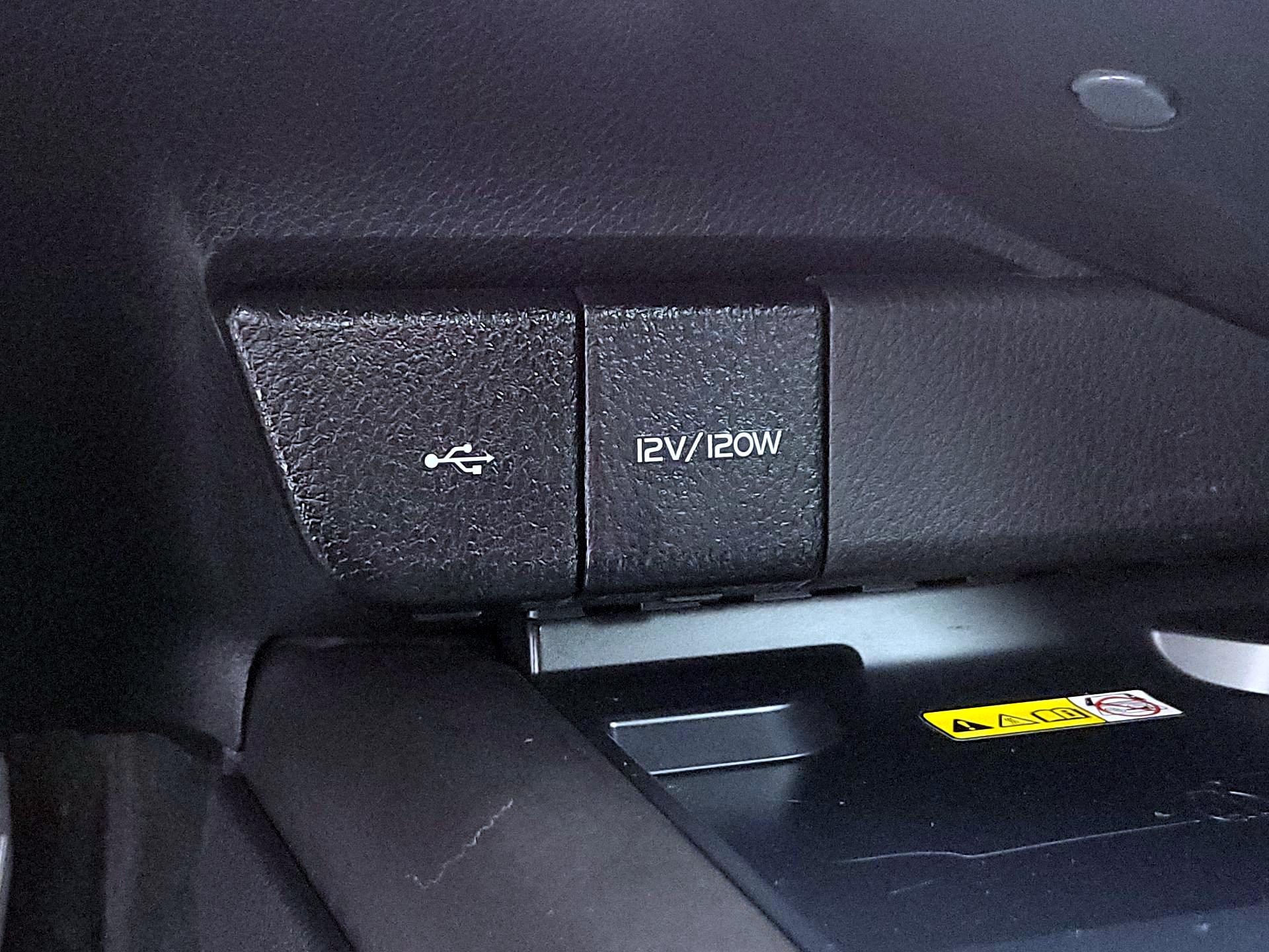 Thumbnail: 2024 Toyota Camry - 18