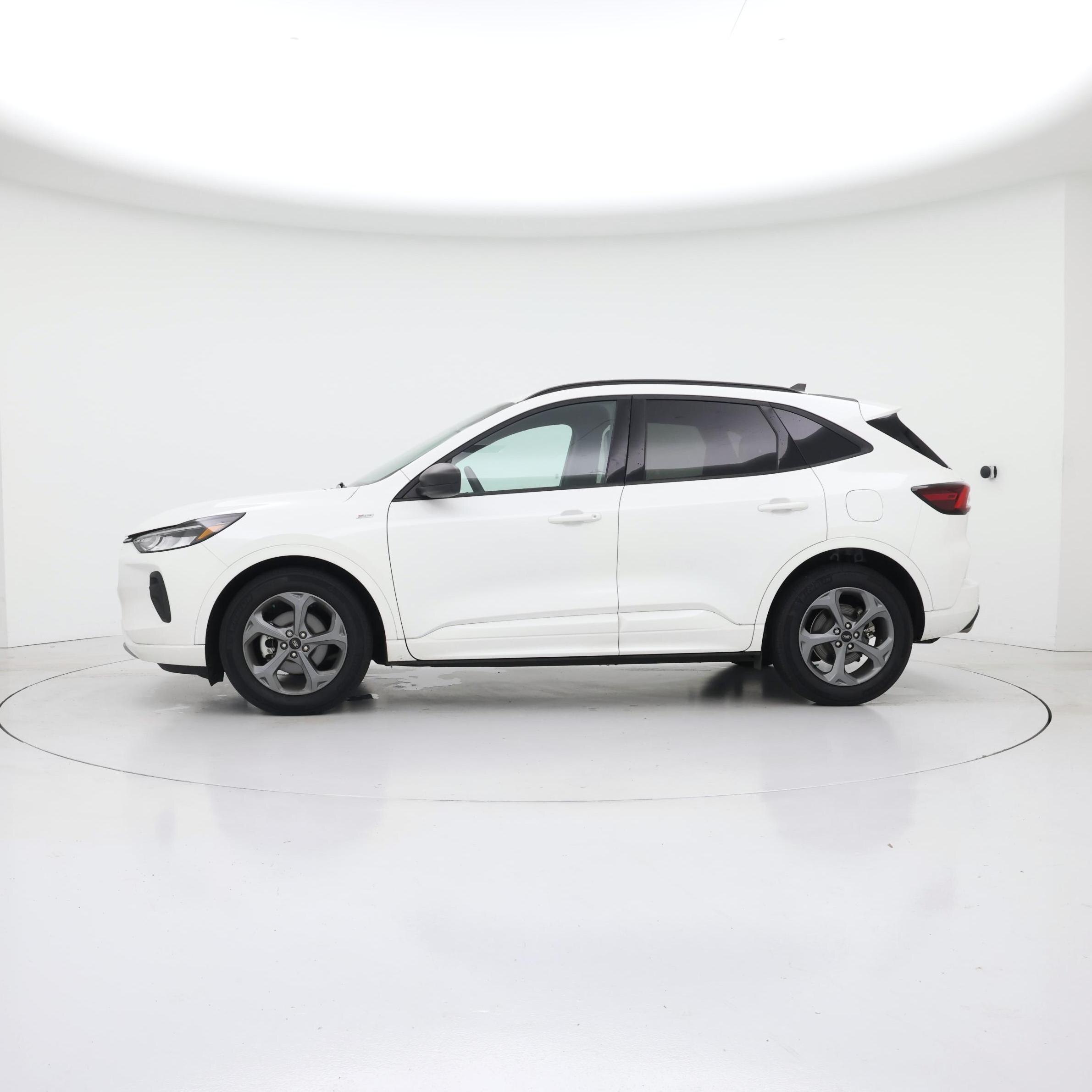 Thumbnail: 2023 Ford Escape - 3