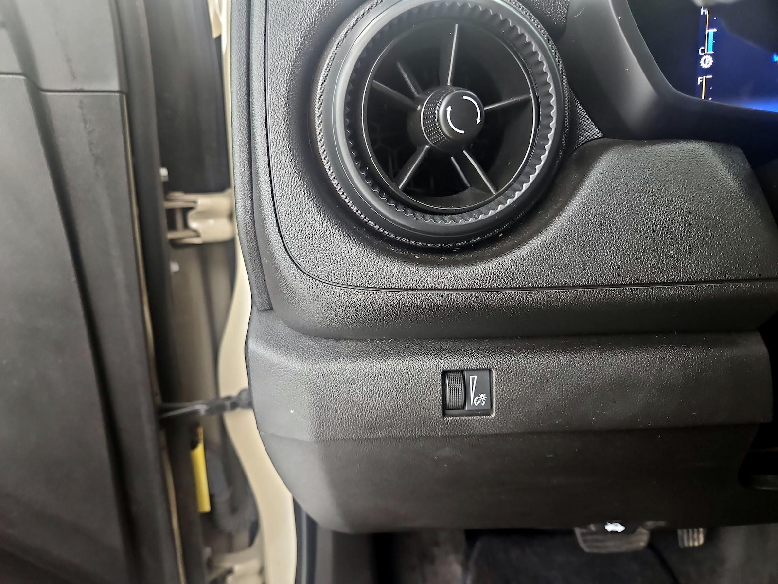 2023 Chevrolet Colorado Work Truck - Photo 14