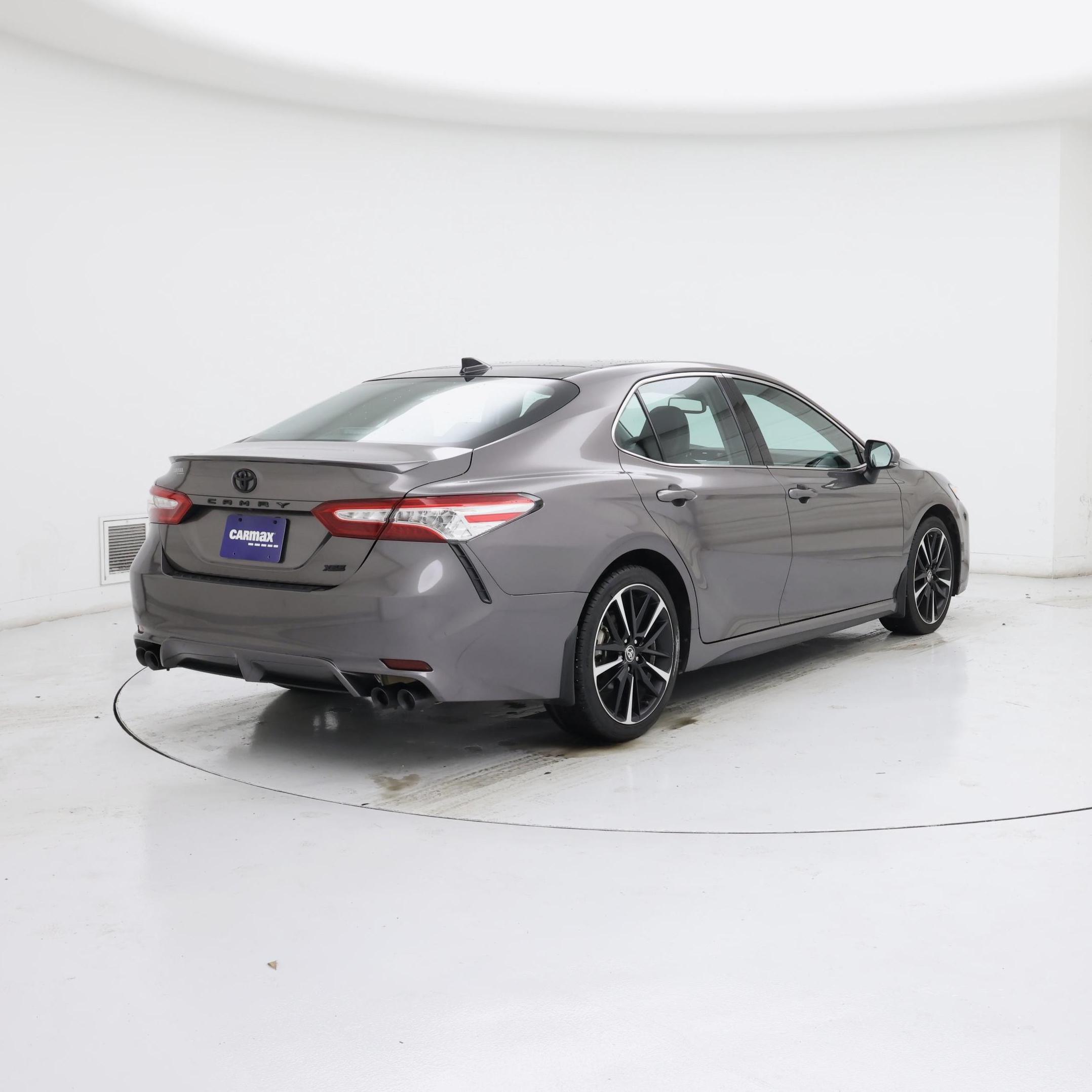 Thumbnail: 2020 Toyota Camry - 8