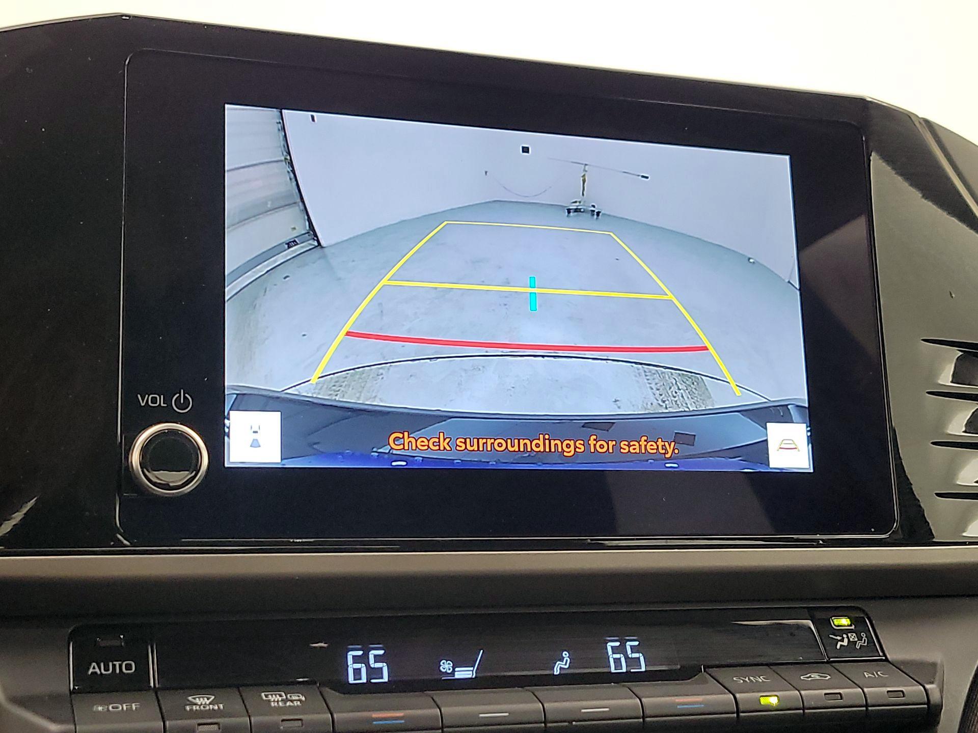 Thumbnail: 2025 Toyota Camry - 14