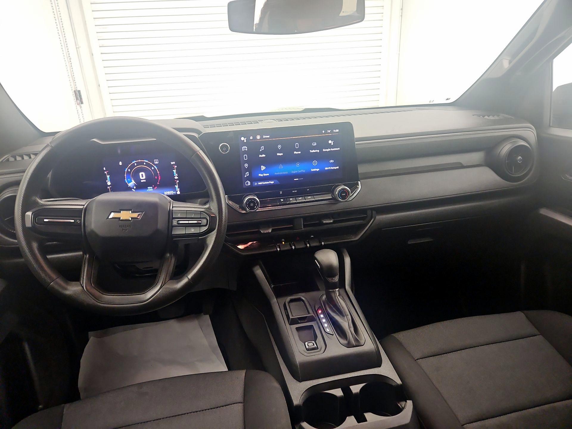 Thumbnail: 2023 Chevrolet Colorado - 9