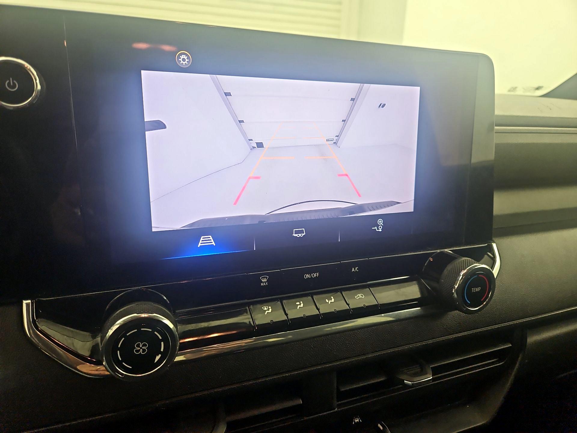 Thumbnail: 2023 Chevrolet Colorado - 14