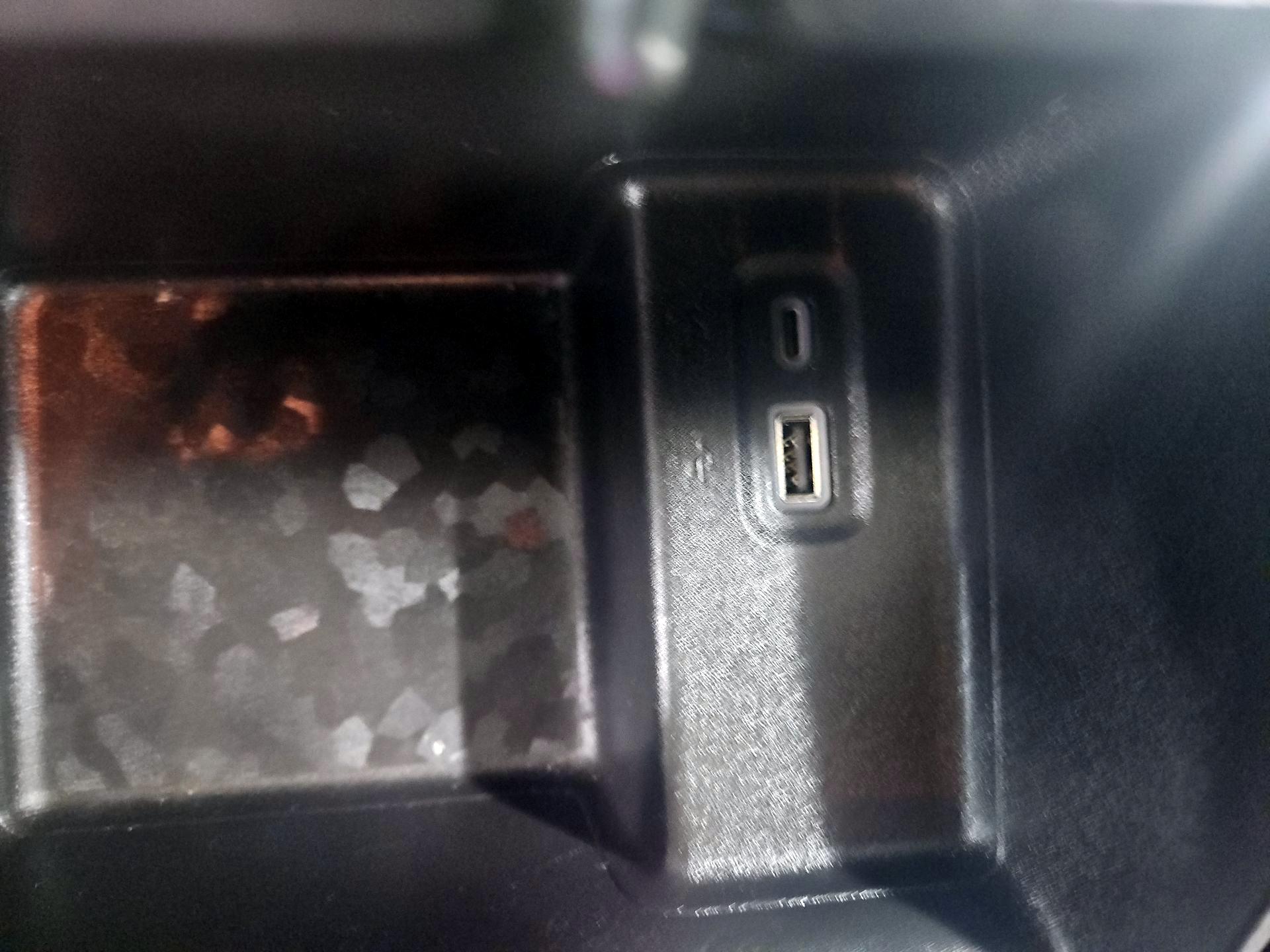 Thumbnail: 2023 Chevrolet Colorado - 18