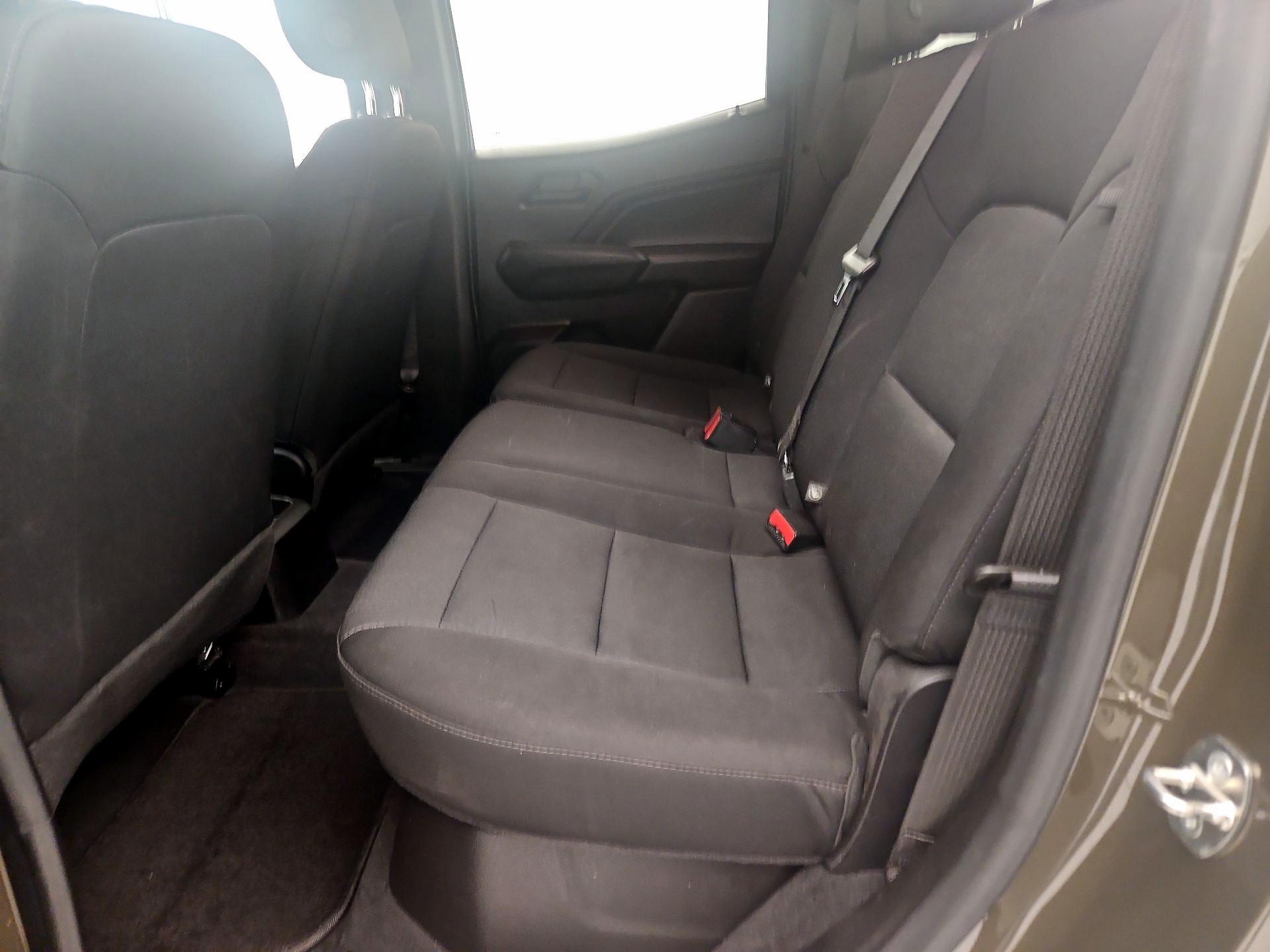 Thumbnail: 2023 Chevrolet Colorado - 19