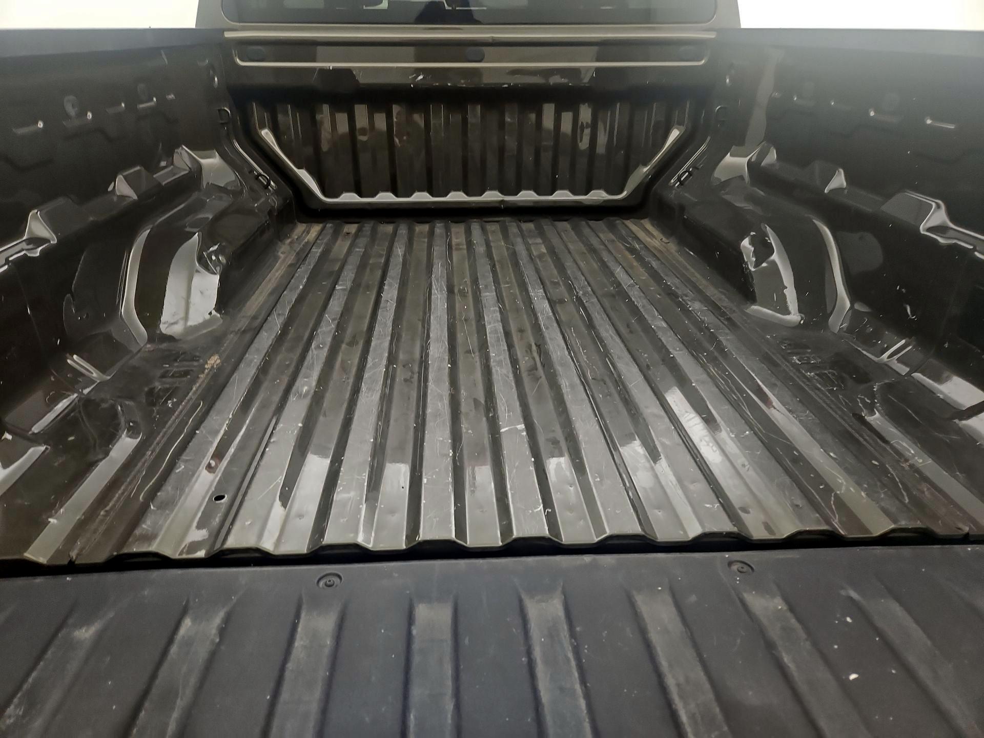 Thumbnail: 2023 Chevrolet Colorado - 20