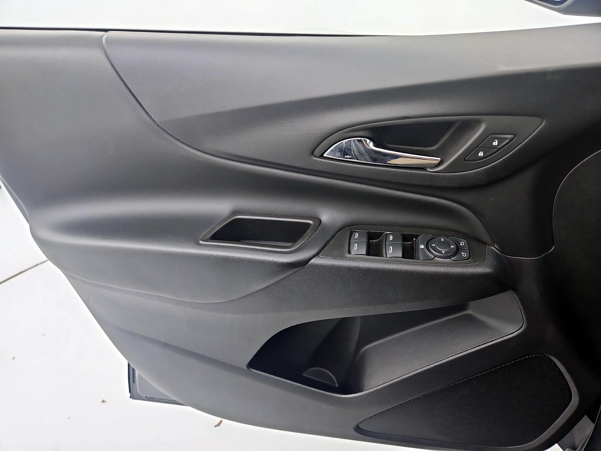 Thumbnail: 2023 Chevrolet Equinox - 12