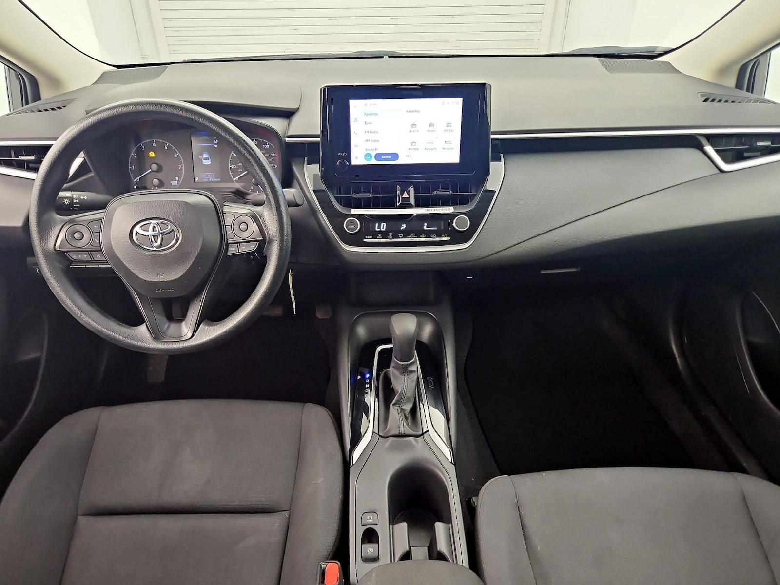 2024 Toyota Corolla LE - Photo 10