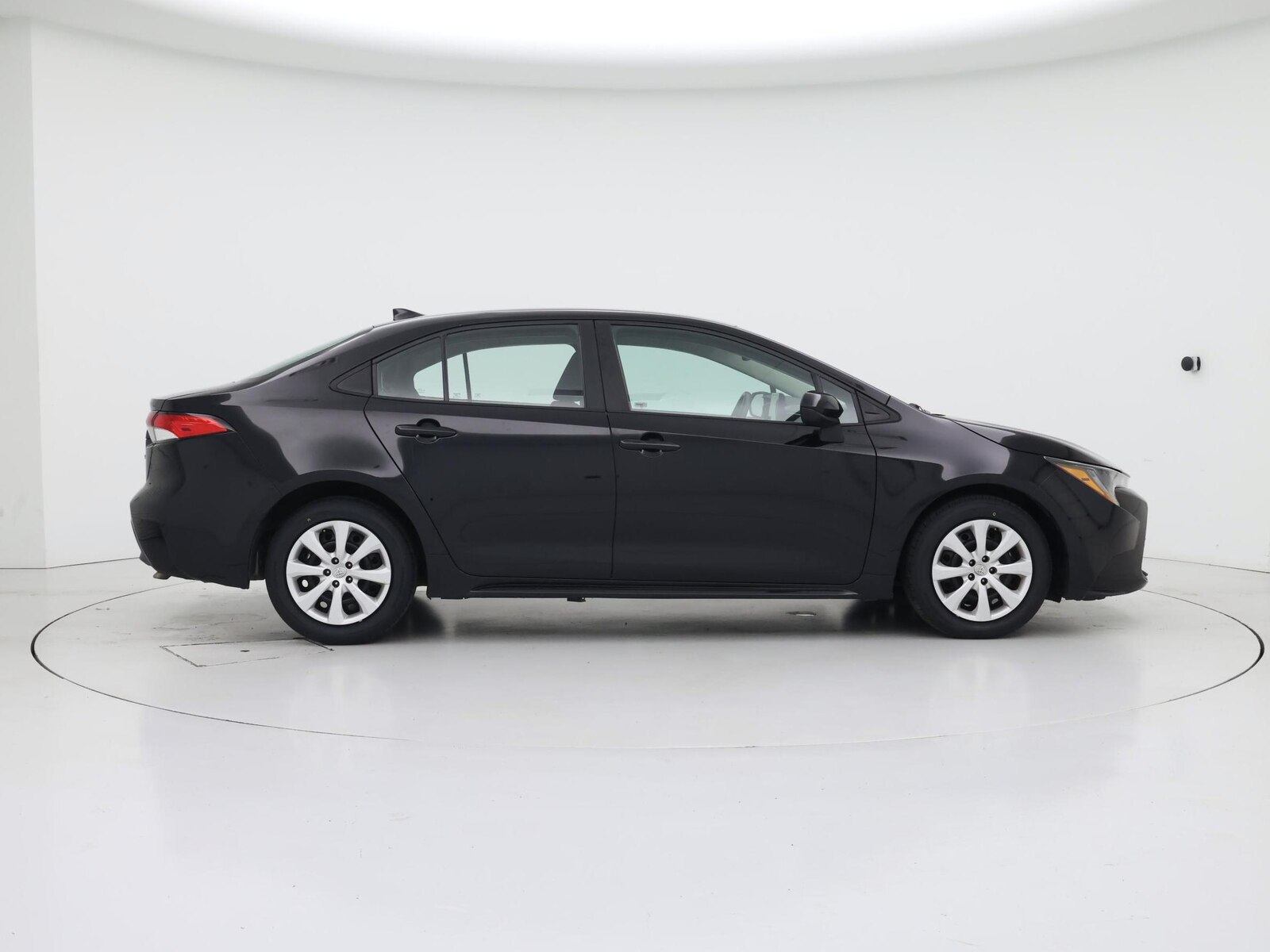 2024 Toyota Corolla LE - Photo 8
