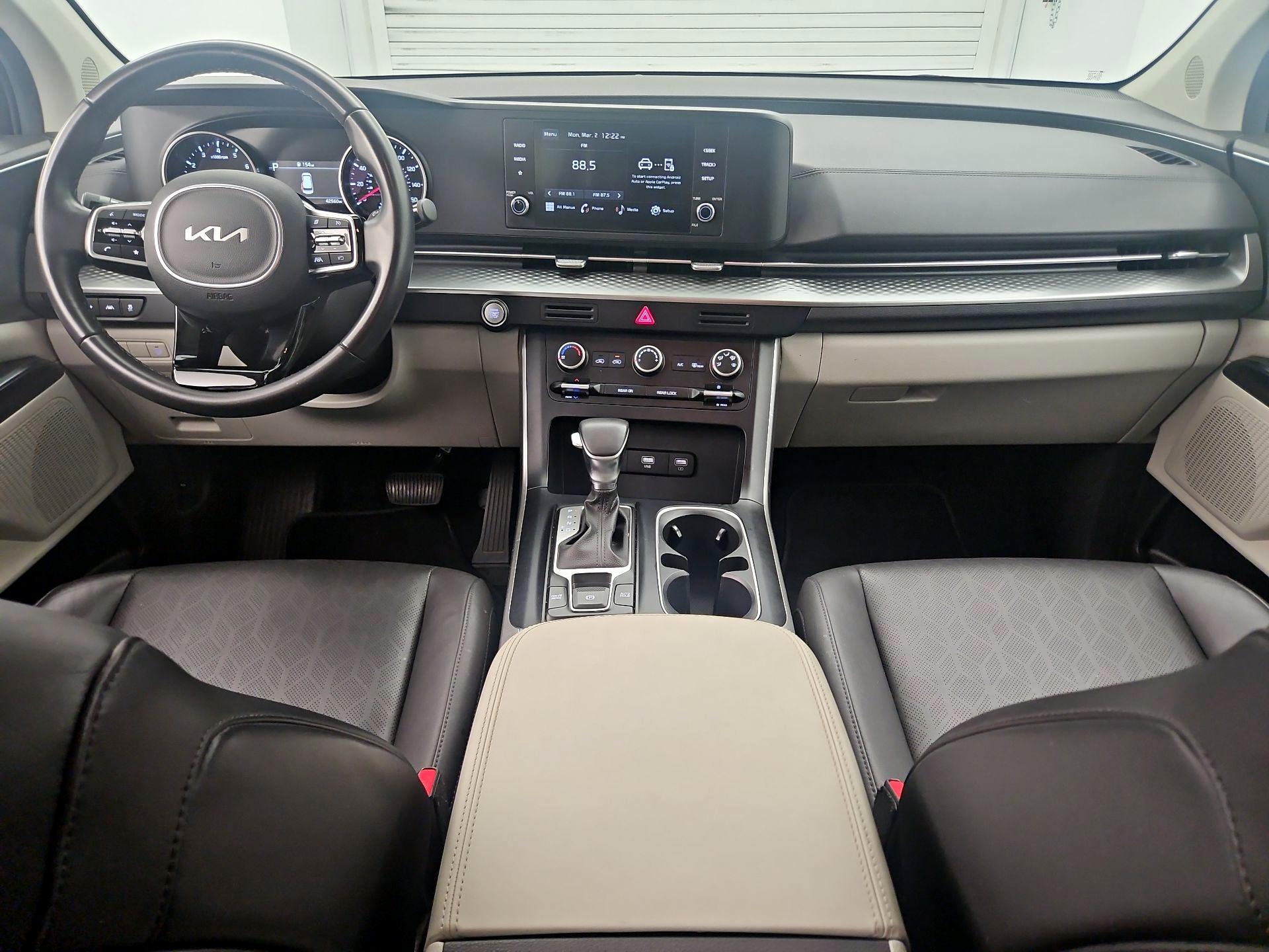 Thumbnail: 2024 Kia Carnival - 9