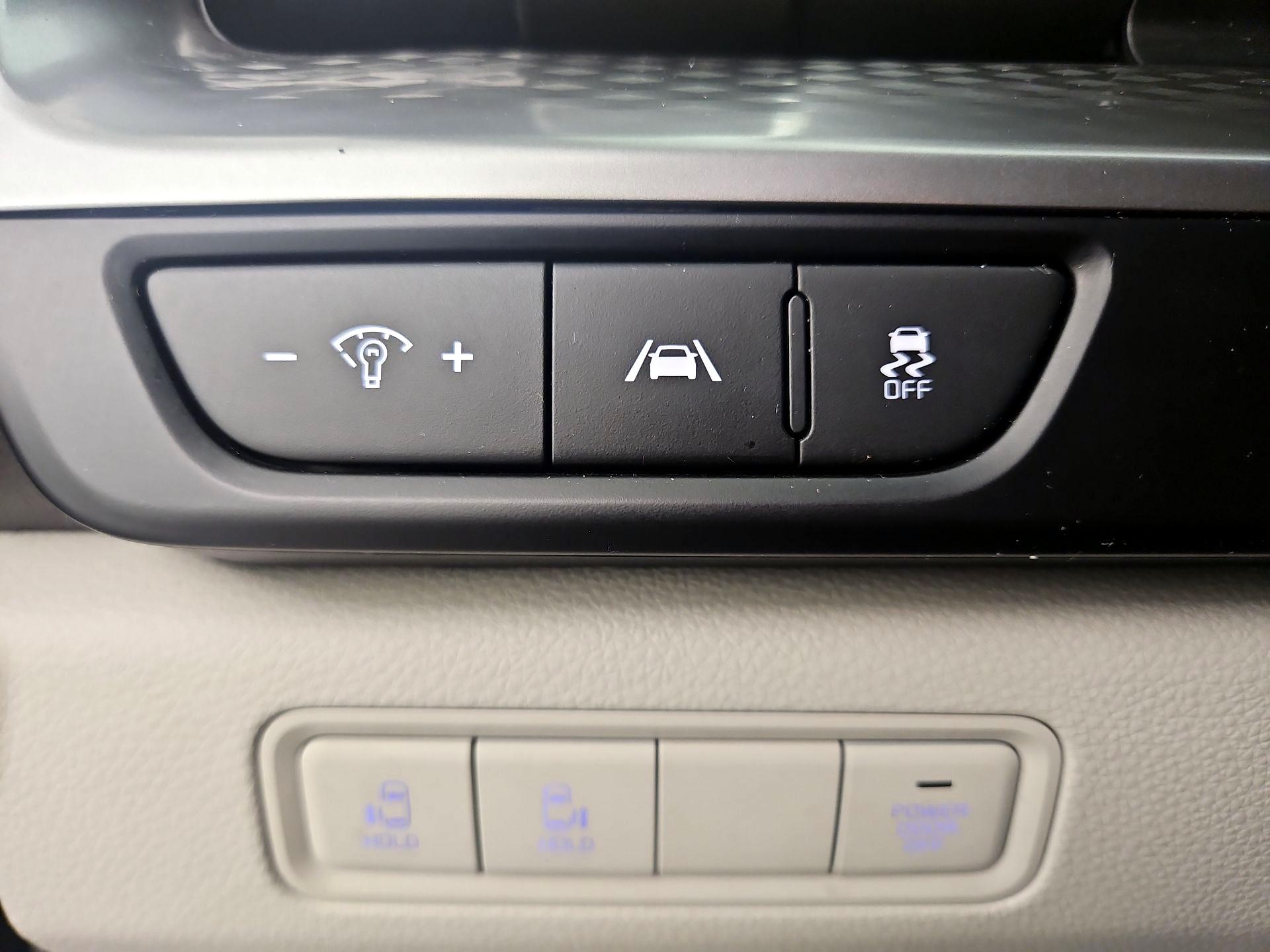 Thumbnail: 2024 Kia Carnival - 13