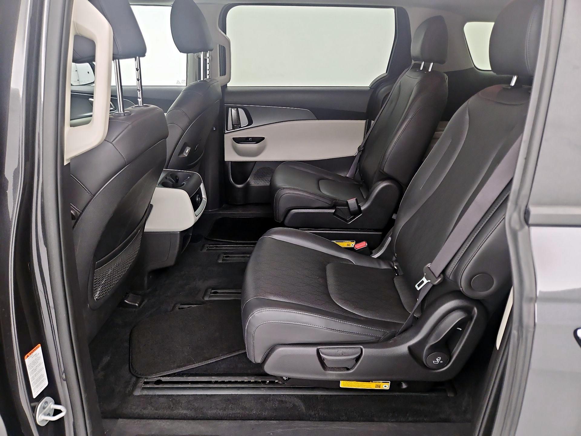 Thumbnail: 2024 Kia Carnival - 19