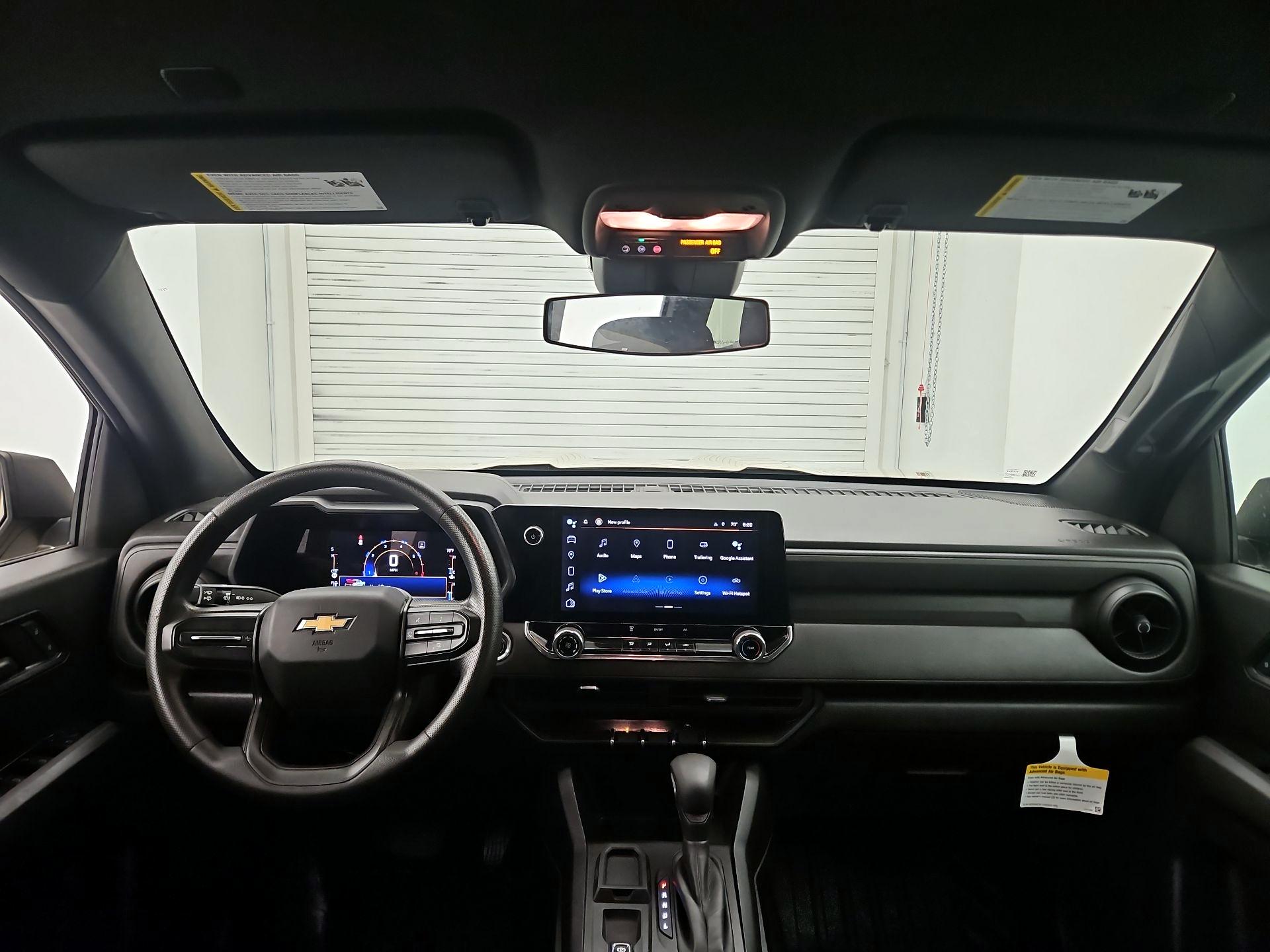 Thumbnail: 2023 Chevrolet Colorado - 9