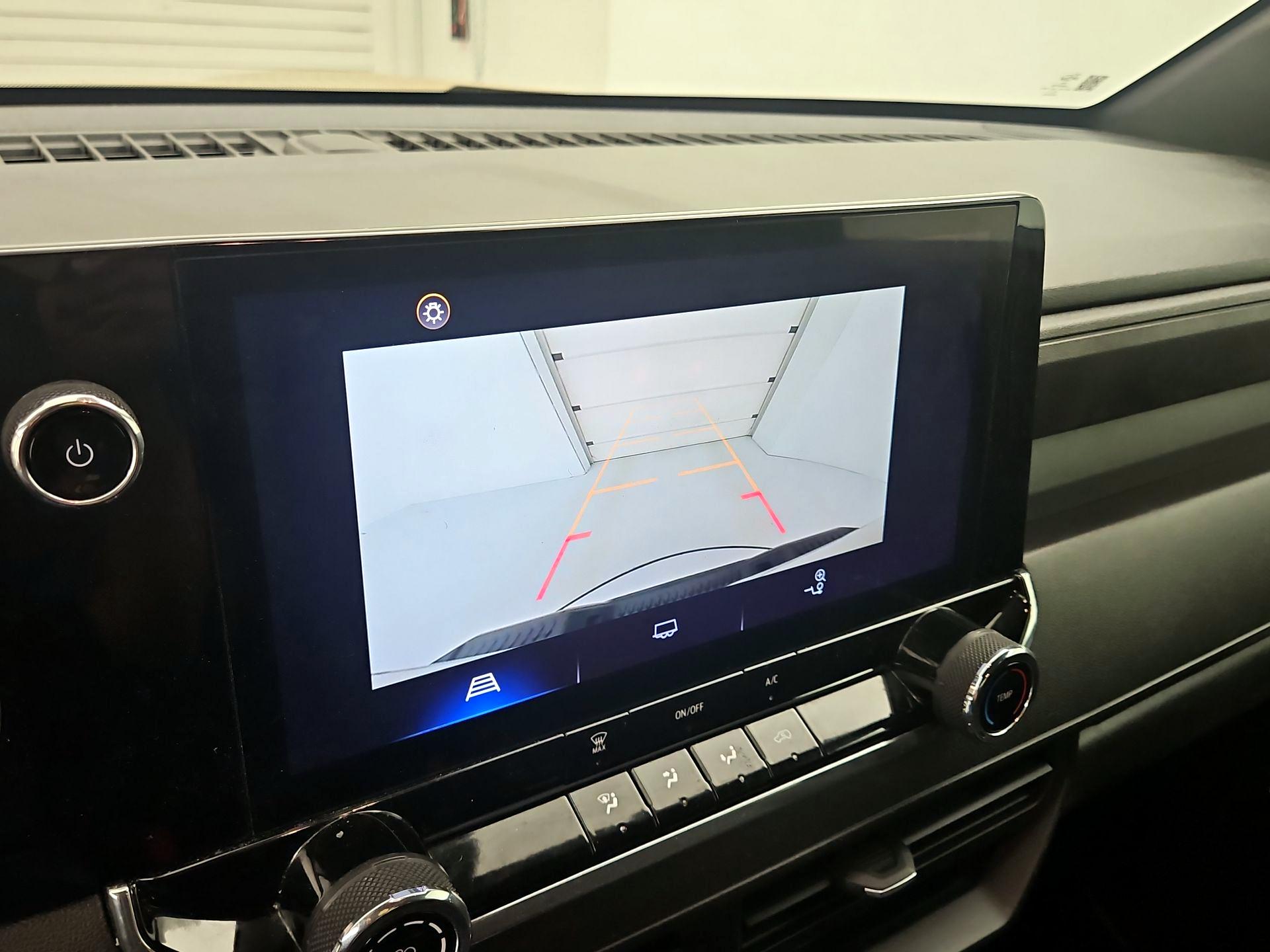 Thumbnail: 2023 Chevrolet Colorado - 14