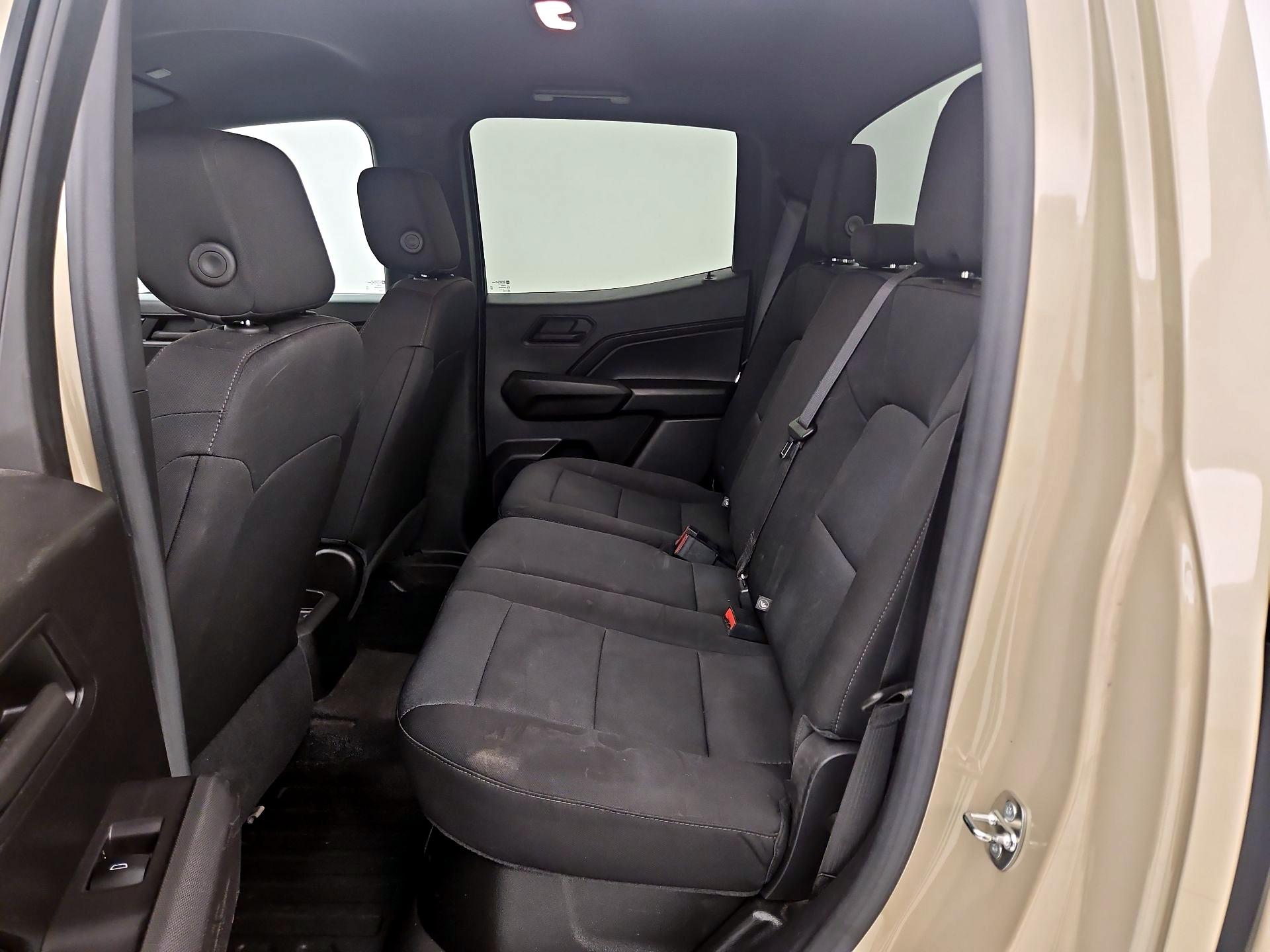 Thumbnail: 2023 Chevrolet Colorado - 19