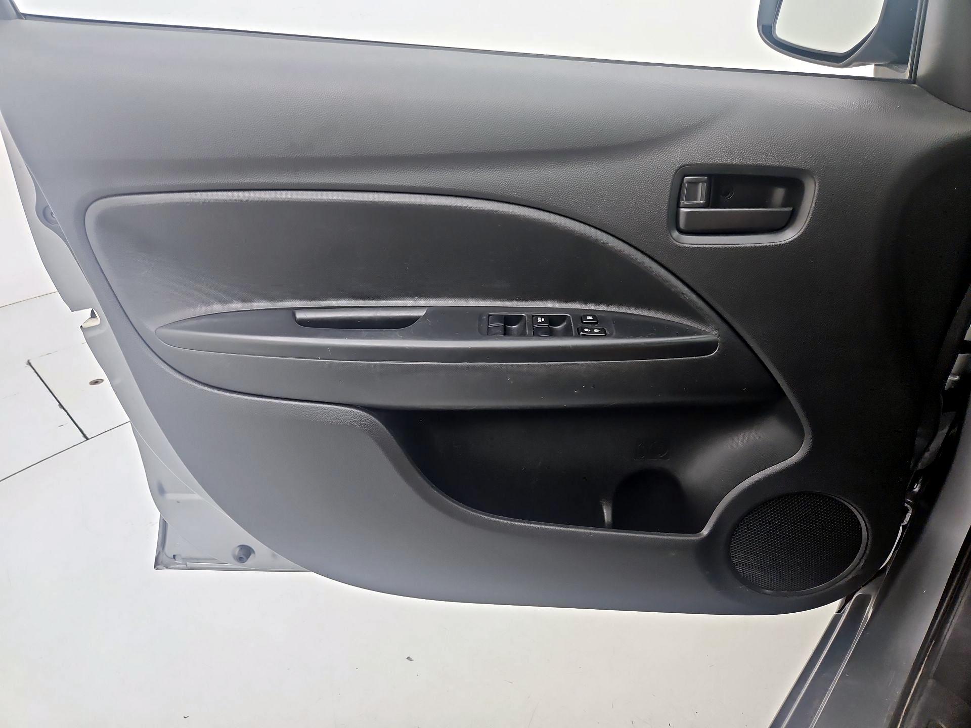 Thumbnail: 2023 Mitsubishi Mirage G4 - 12