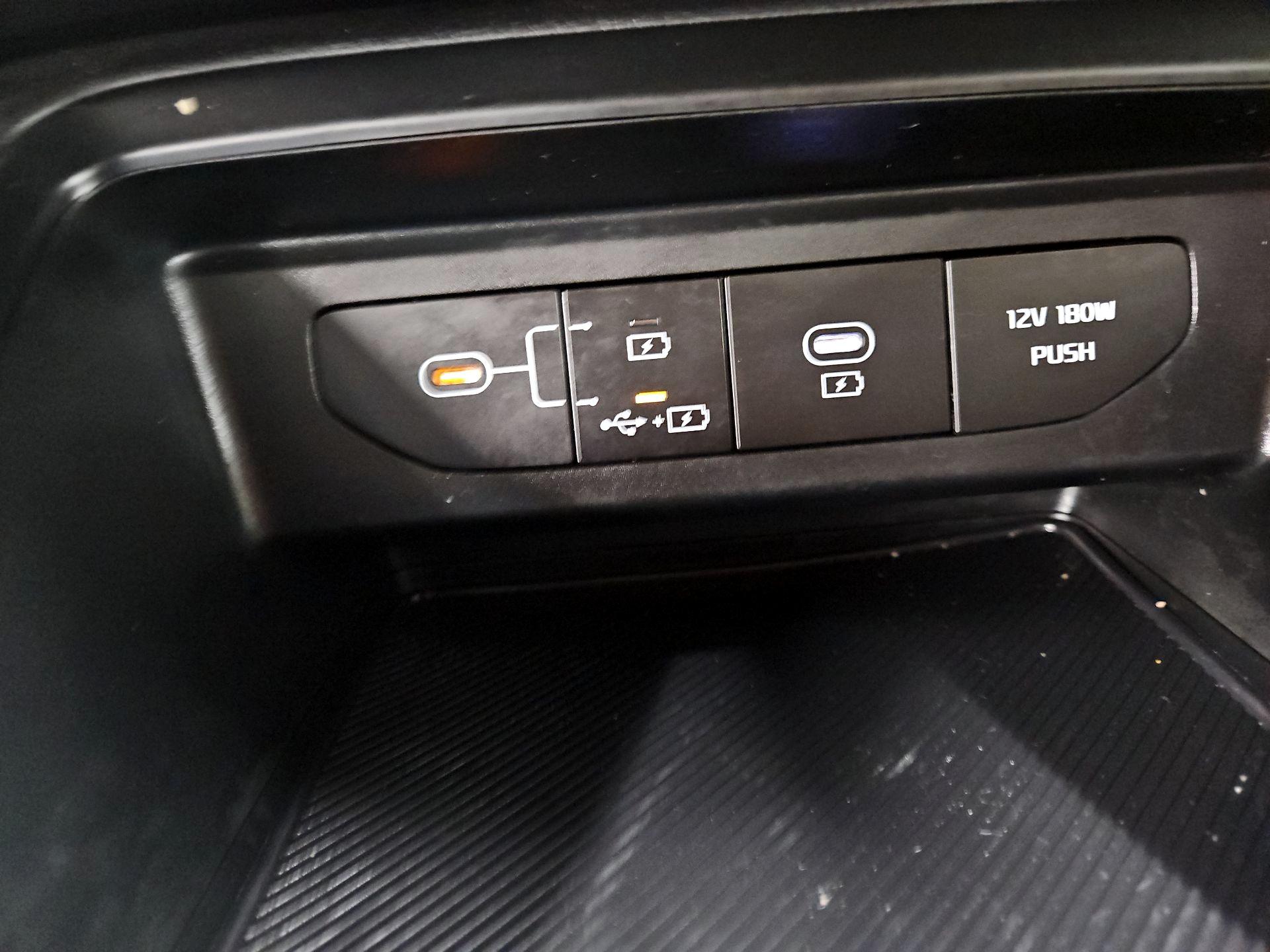 Thumbnail: 2025 Kia K5 - 18