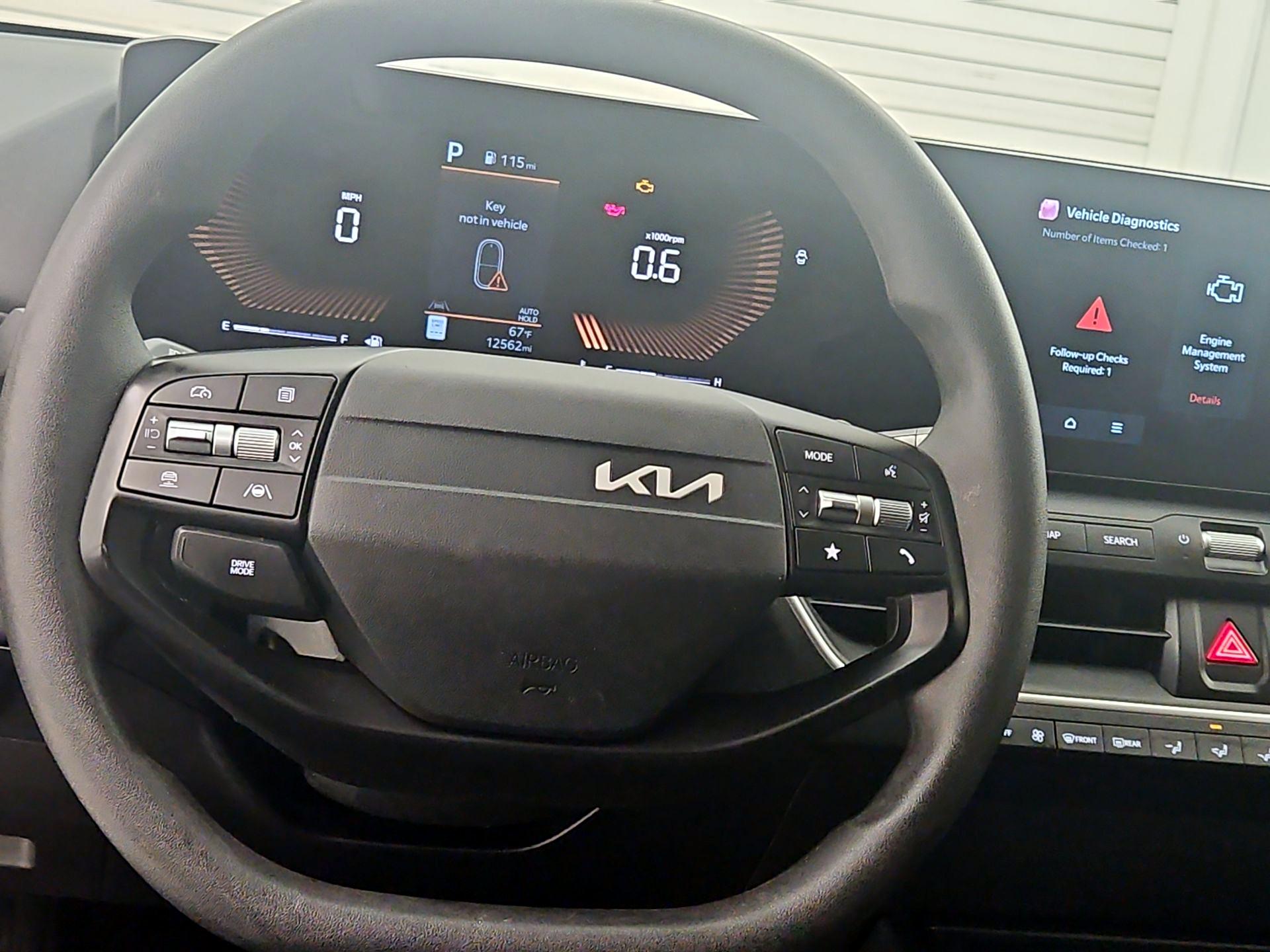 Thumbnail: 2025 Kia K4 - 10