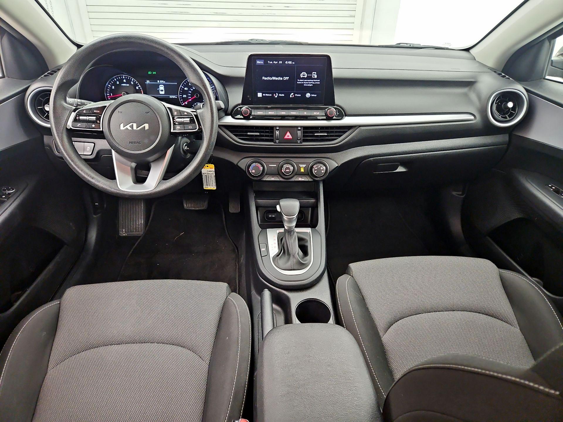 Thumbnail: 2024 Kia Forte - 9