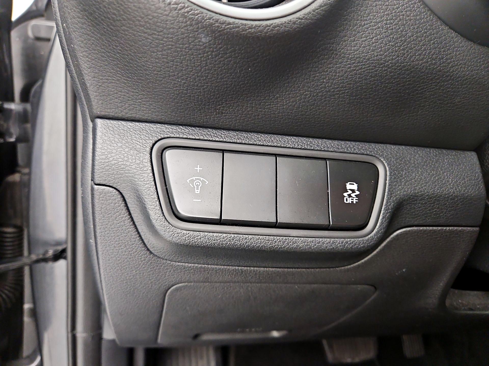 Thumbnail: 2024 Kia Forte - 13