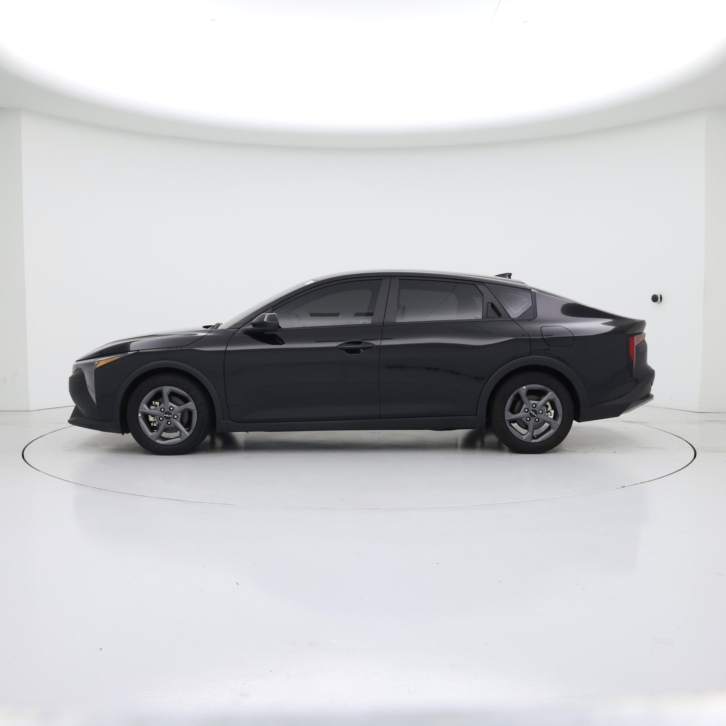 Thumbnail: 2025 Kia K4 - 3