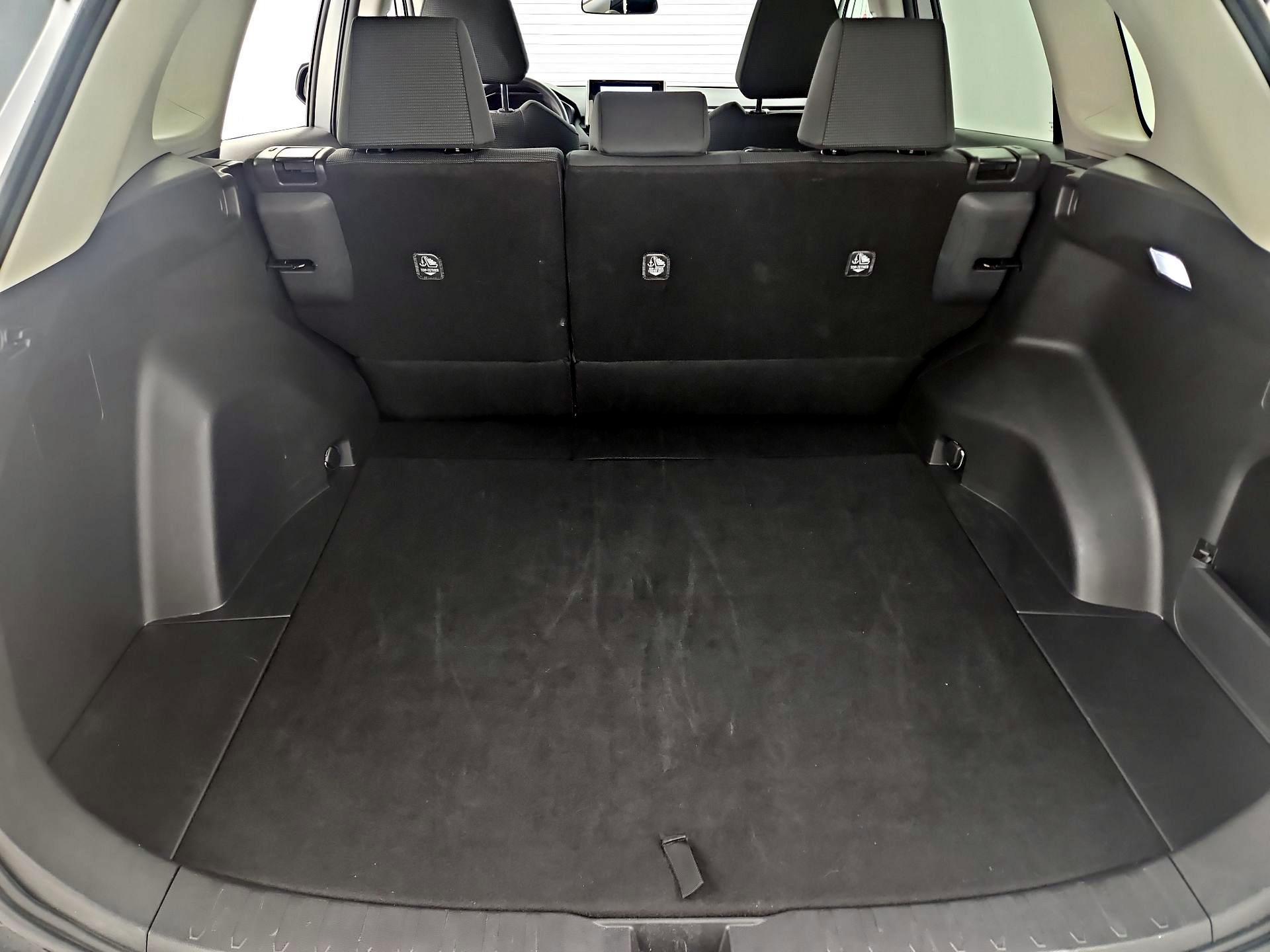 Thumbnail: 2025 Toyota RAV4 - 20