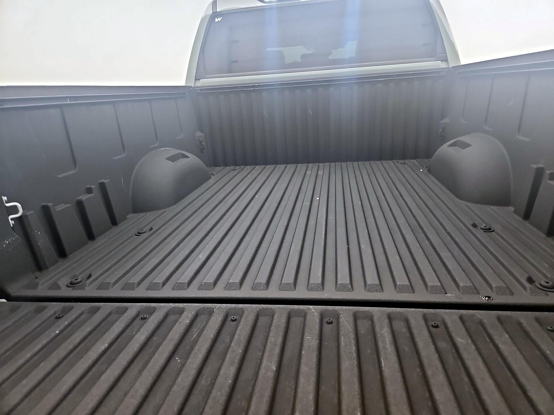 Thumbnail: 2024 Toyota Tundra - 20