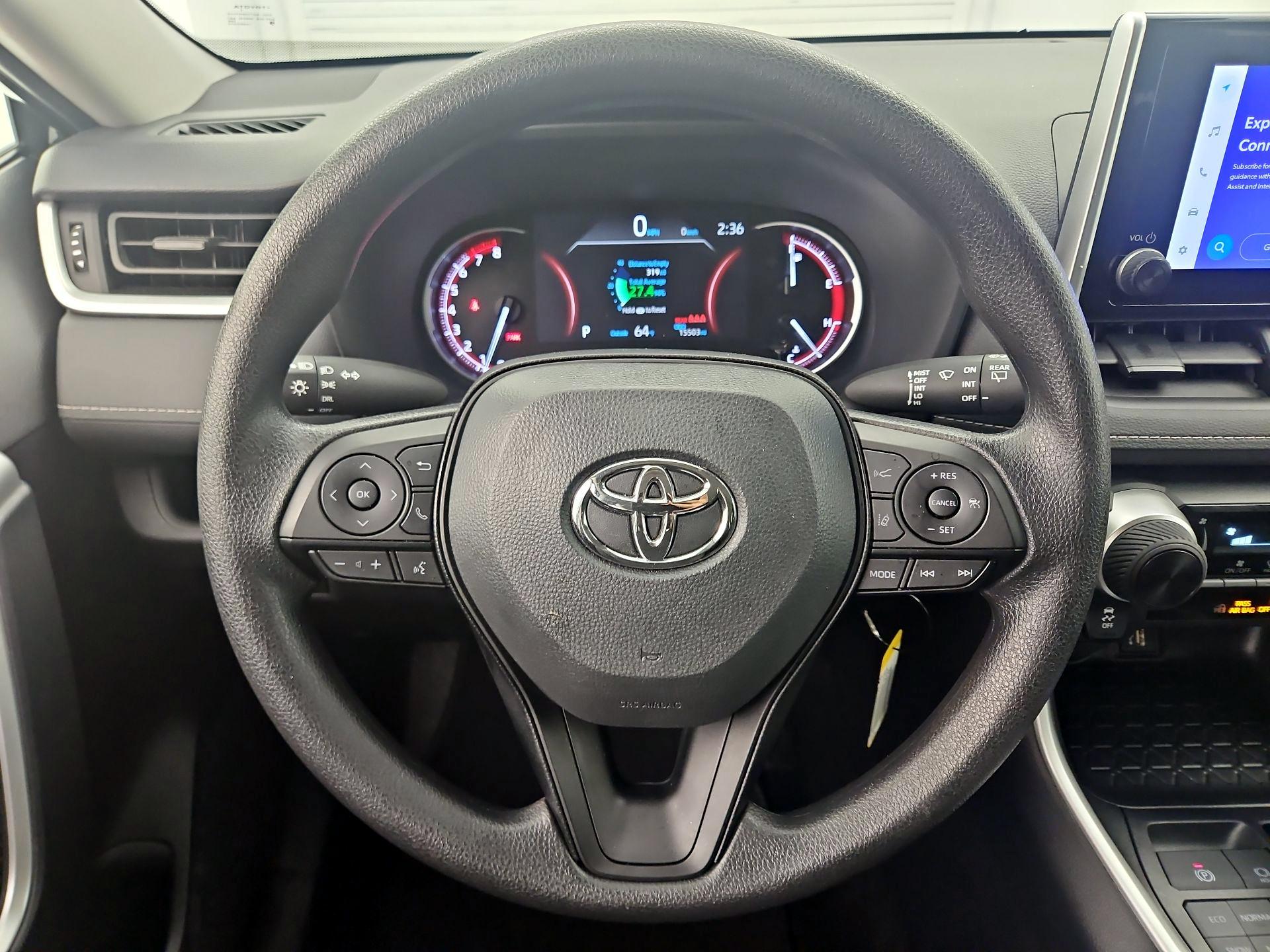 Thumbnail: 2025 Toyota RAV4 - 10