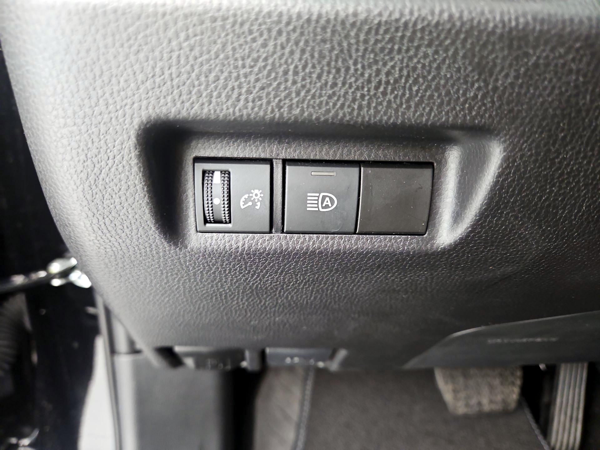 Thumbnail: 2025 Toyota RAV4 - 13