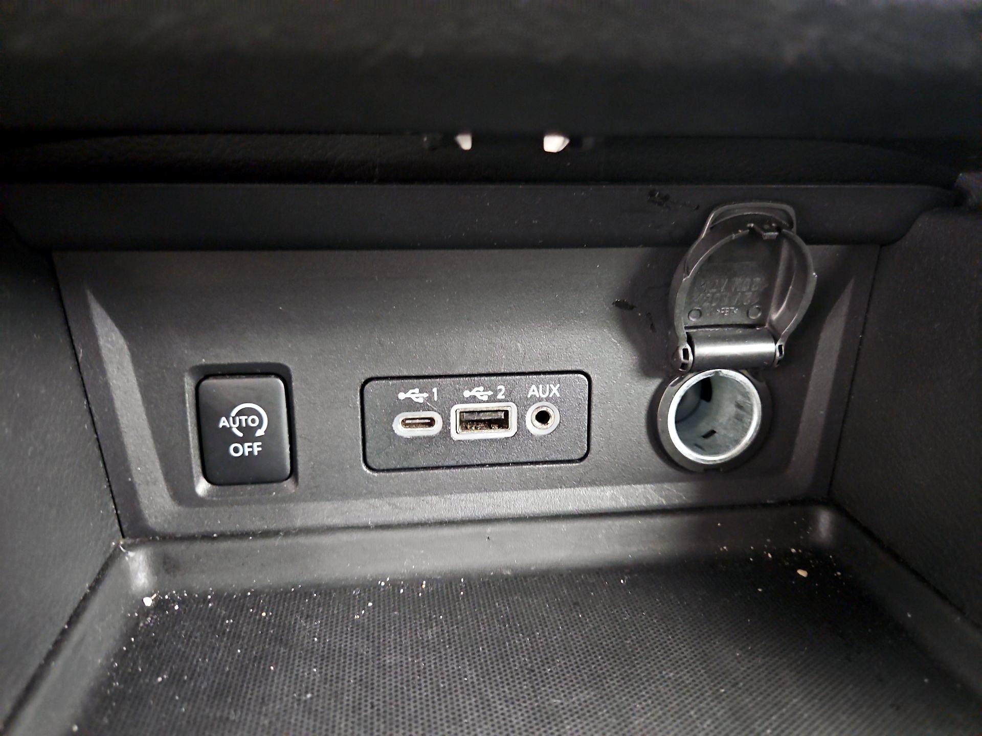 Thumbnail: 2024 Nissan Sentra - 18