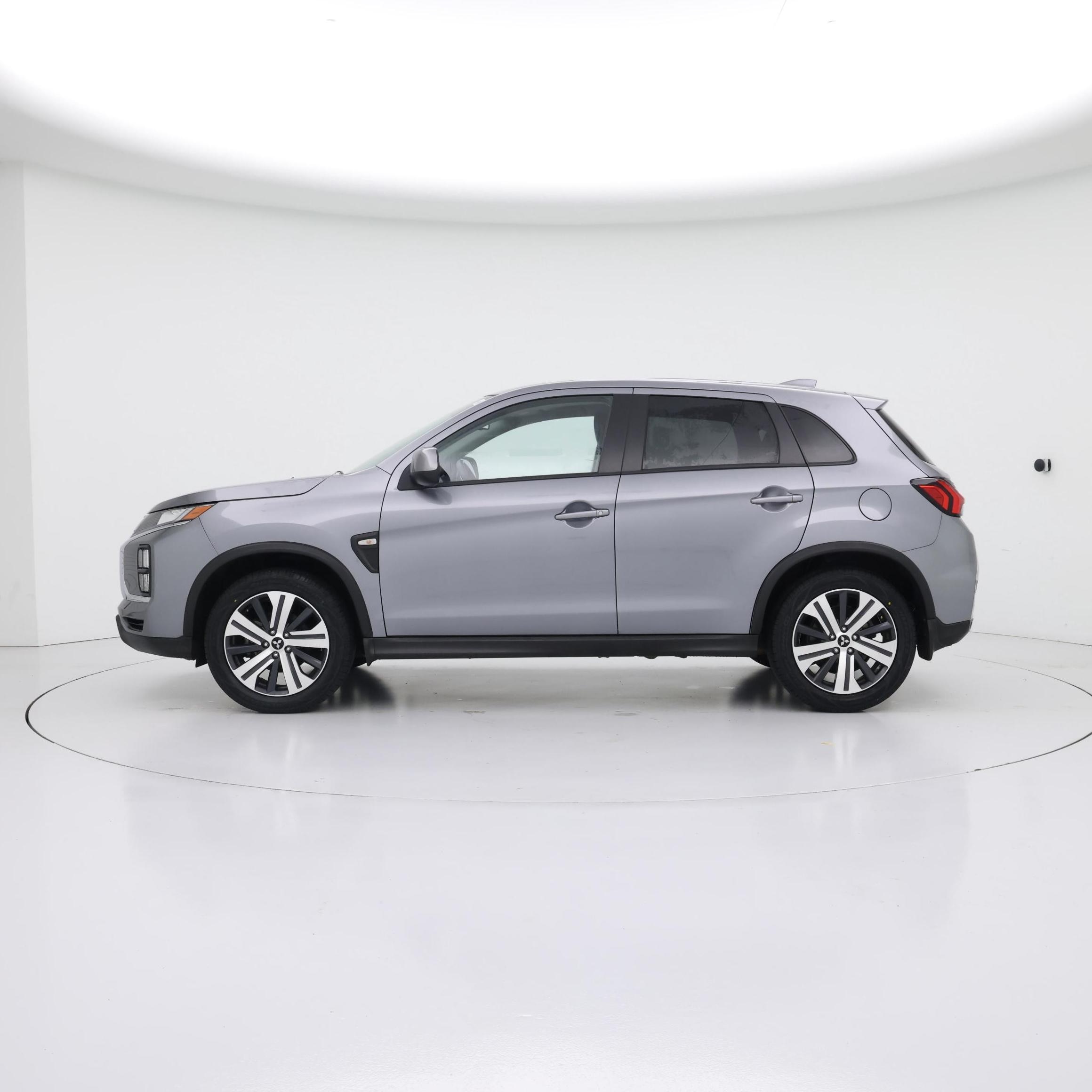 Thumbnail: 2024 Mitsubishi Outlander Sport - 3