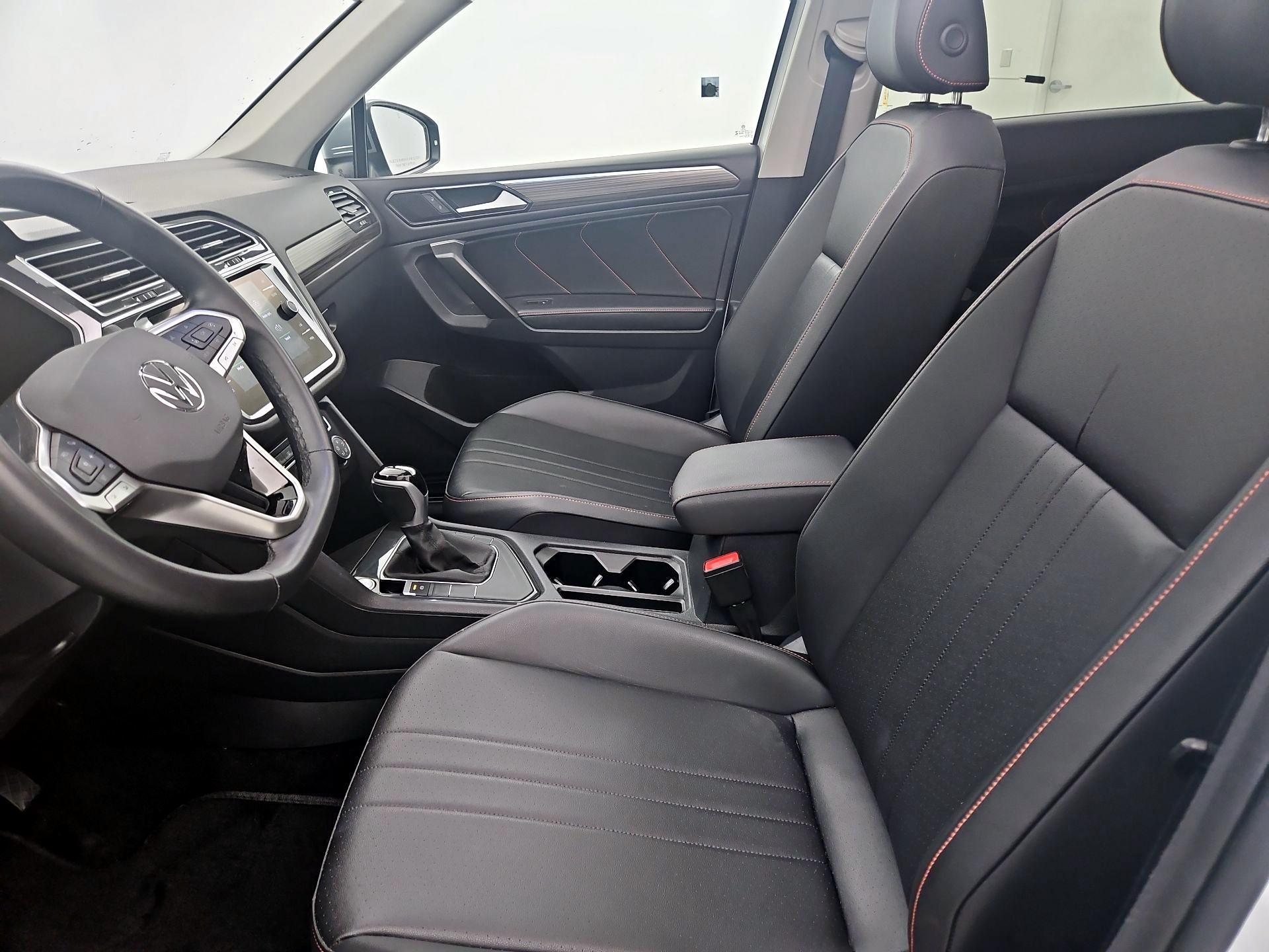 Thumbnail: 2024 Volkswagen Tiguan - 11