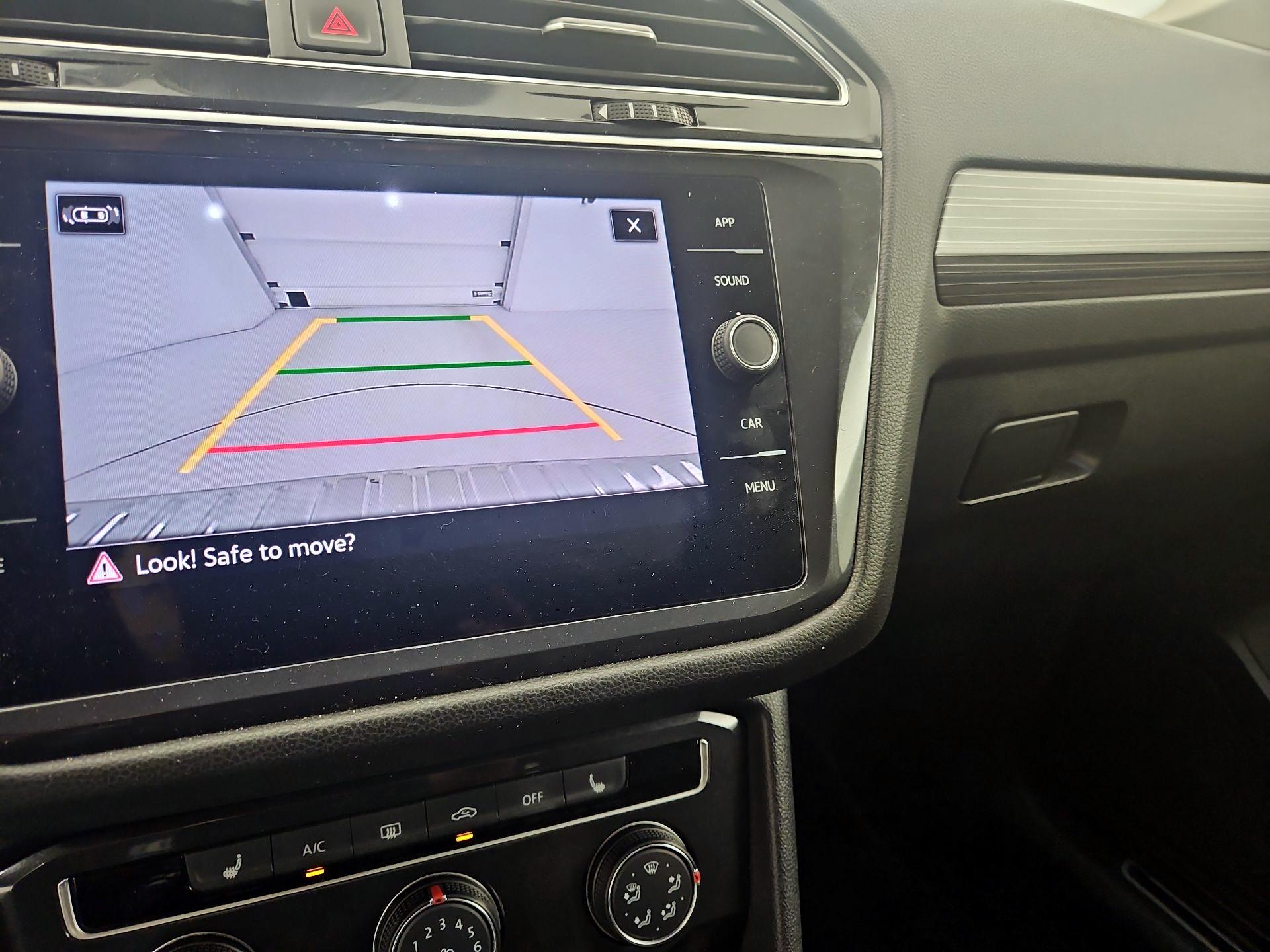 Thumbnail: 2024 Volkswagen Tiguan - 14