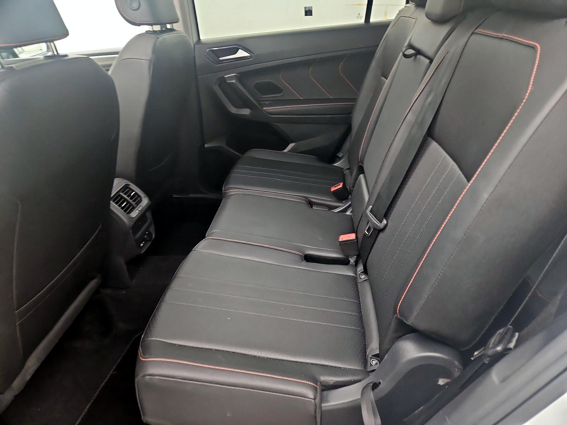 Thumbnail: 2024 Volkswagen Tiguan - 20