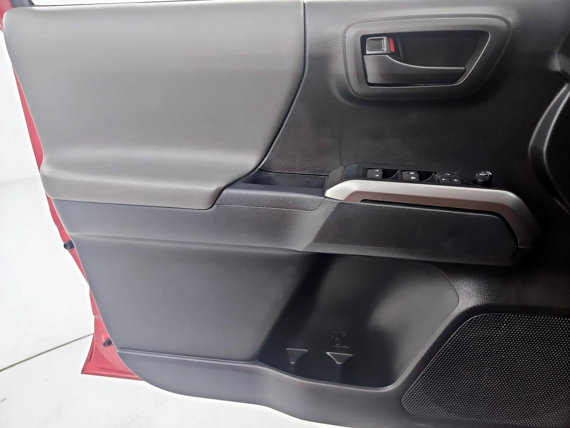 Thumbnail: 2023 Toyota Tacoma - 12