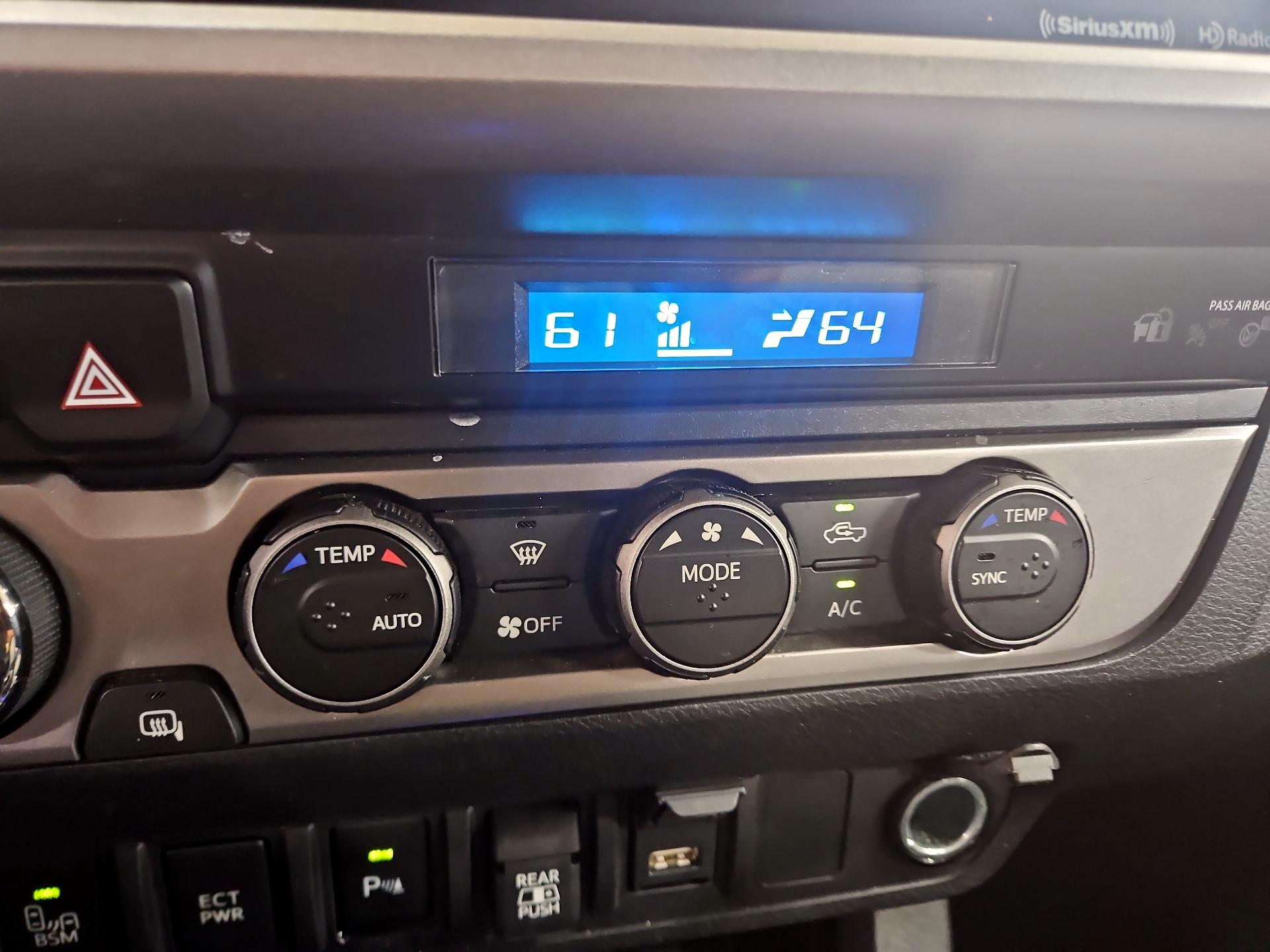 Thumbnail: 2023 Toyota Tacoma - 17