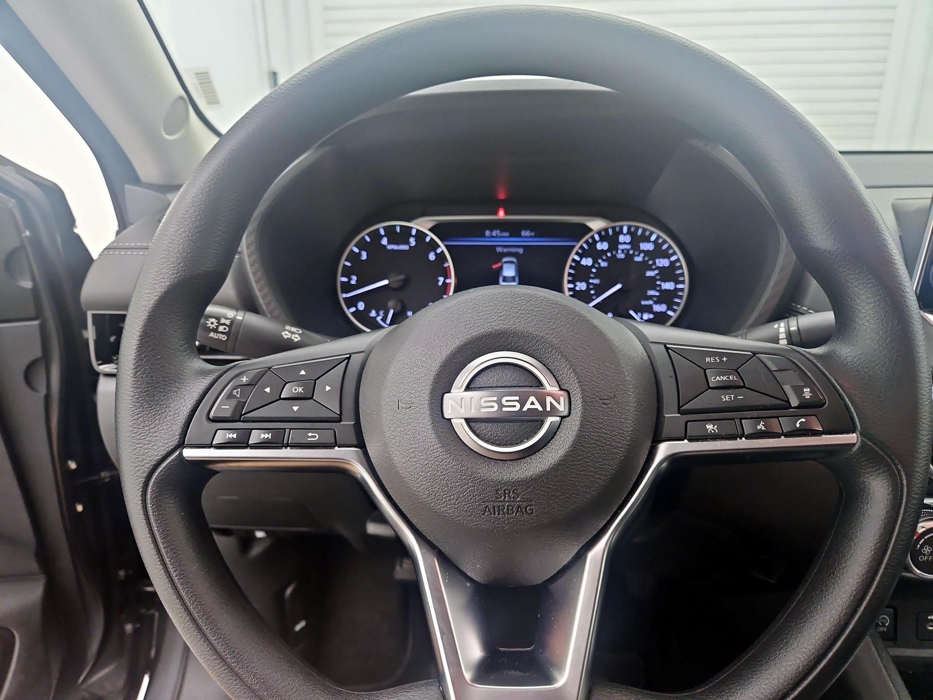 Thumbnail: 2024 Nissan Sentra - 10