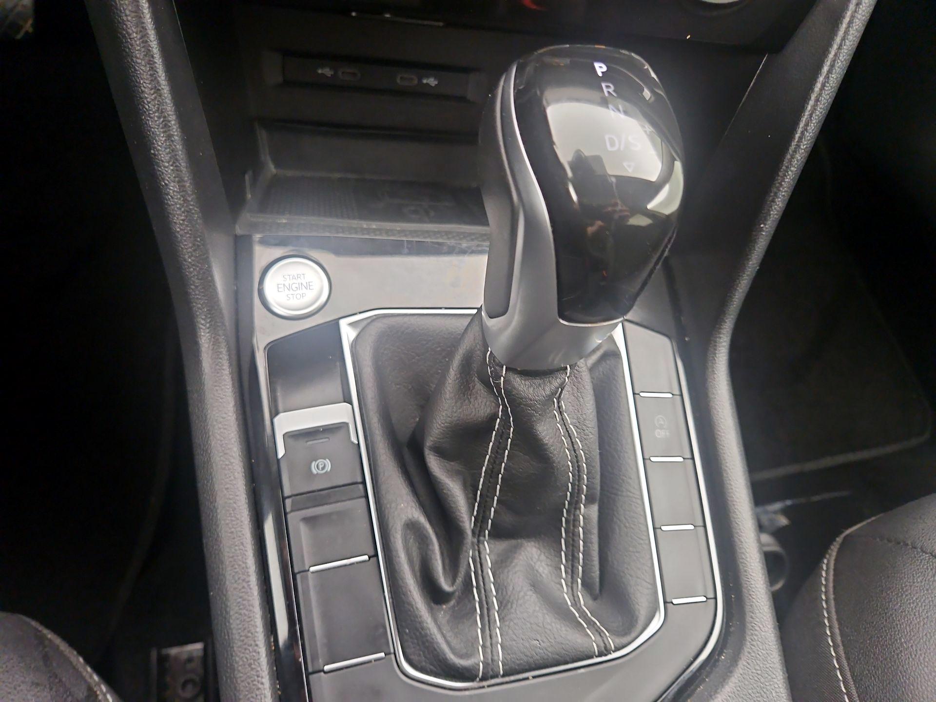 Thumbnail: 2024 Volkswagen Taos - 17