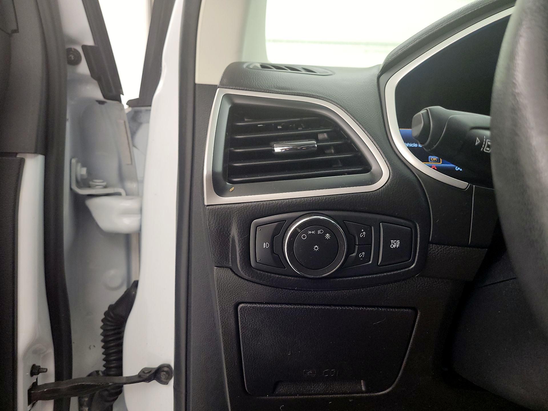 Thumbnail: 2021 Ford Edge - 13